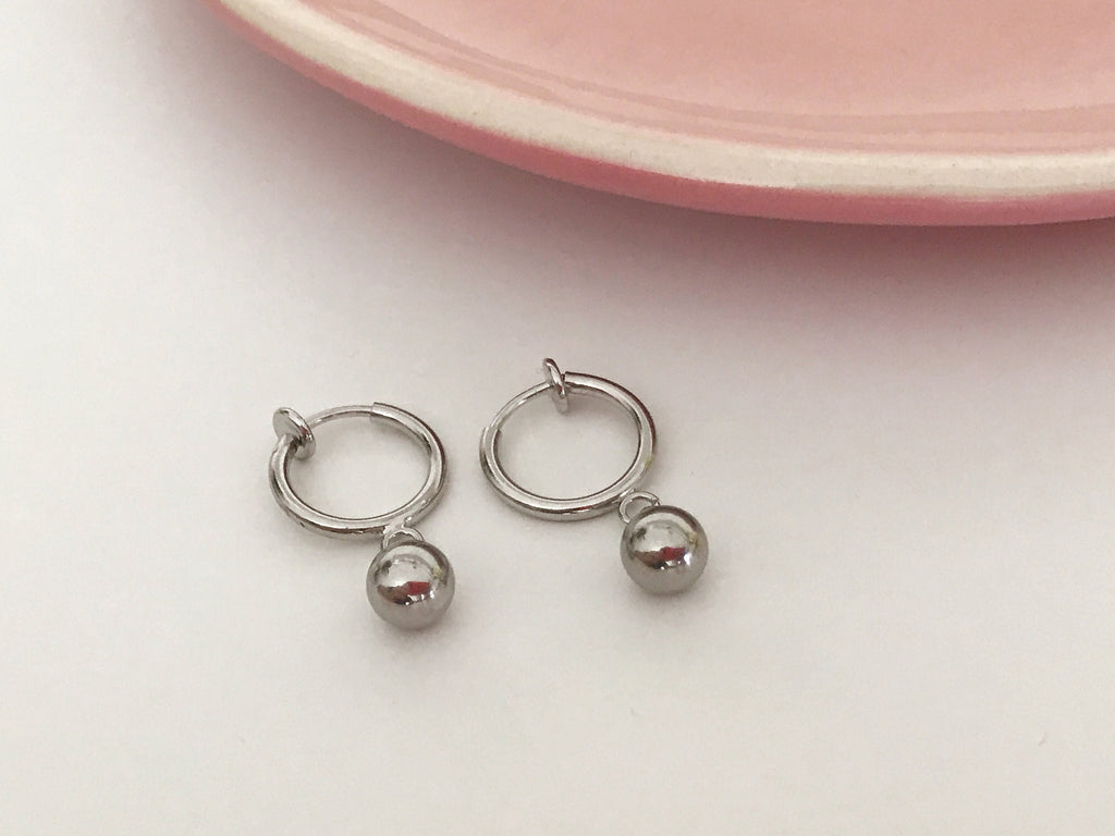 CLIPS earrings with silver metal rings, silver pearl ear clips, daily jewelry