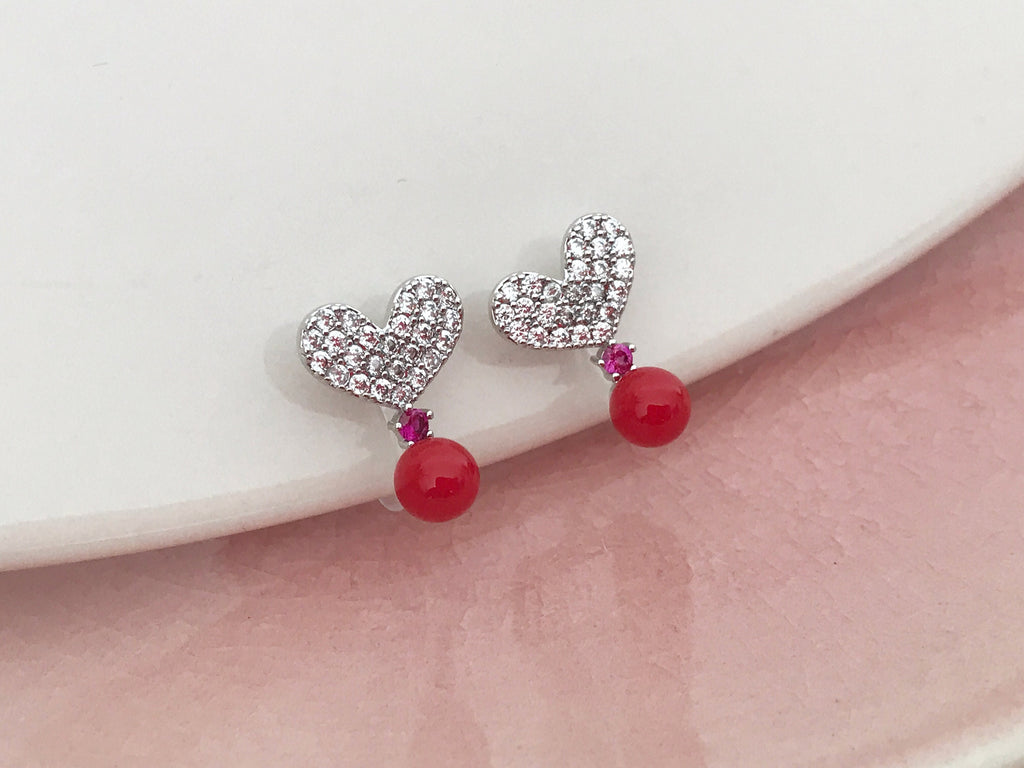 Clips d'oreilles Petit Coeur argenté mini zircon blanc et Rose, Petite Perle rouge. Bijoux quotidien. Boucles d'oreilles Clips INVISIBLES