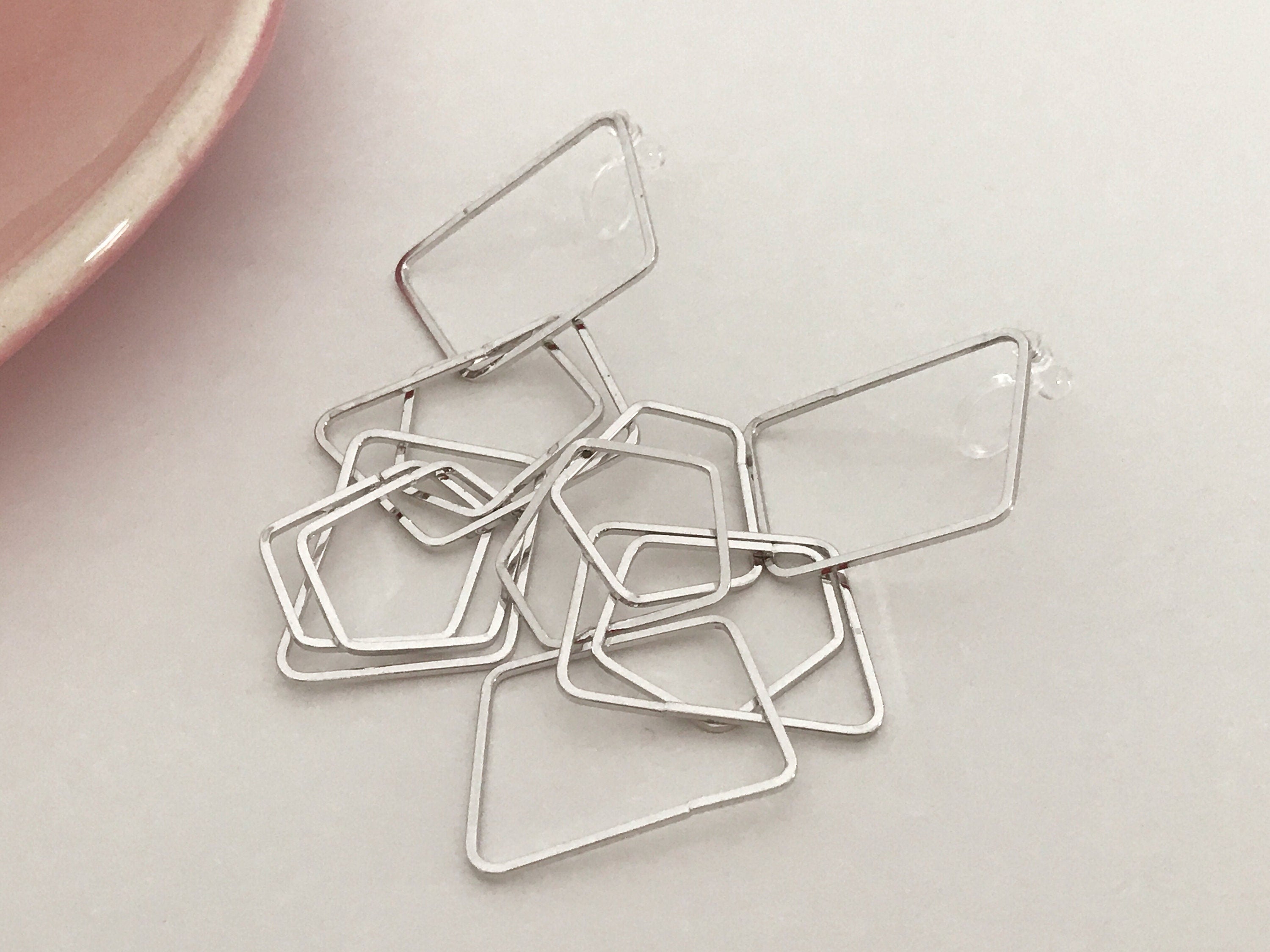 Longues Clips d'oreilles Trapèze rectangle et pentagone irrégulier couleur Or / Argent, CLIPS Invisible pendantes confortable.