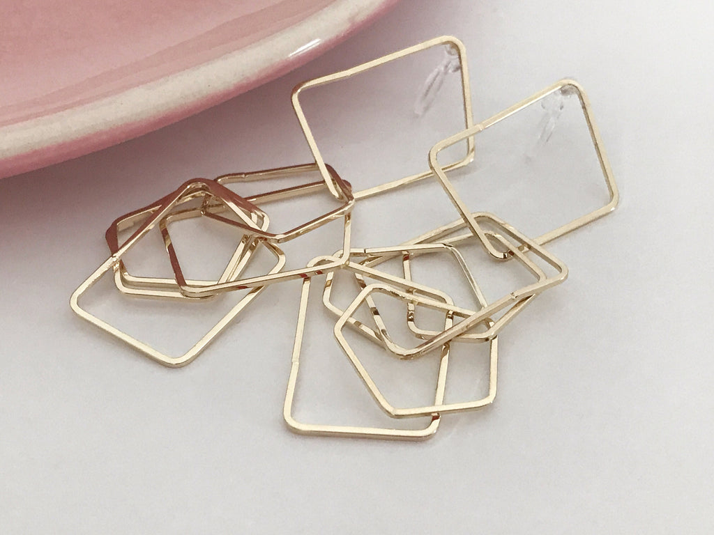 Longues Clips d'oreilles Trapèze rectangle et pentagone irrégulier couleur Or / Argent, CLIPS Invisible pendantes confortable.