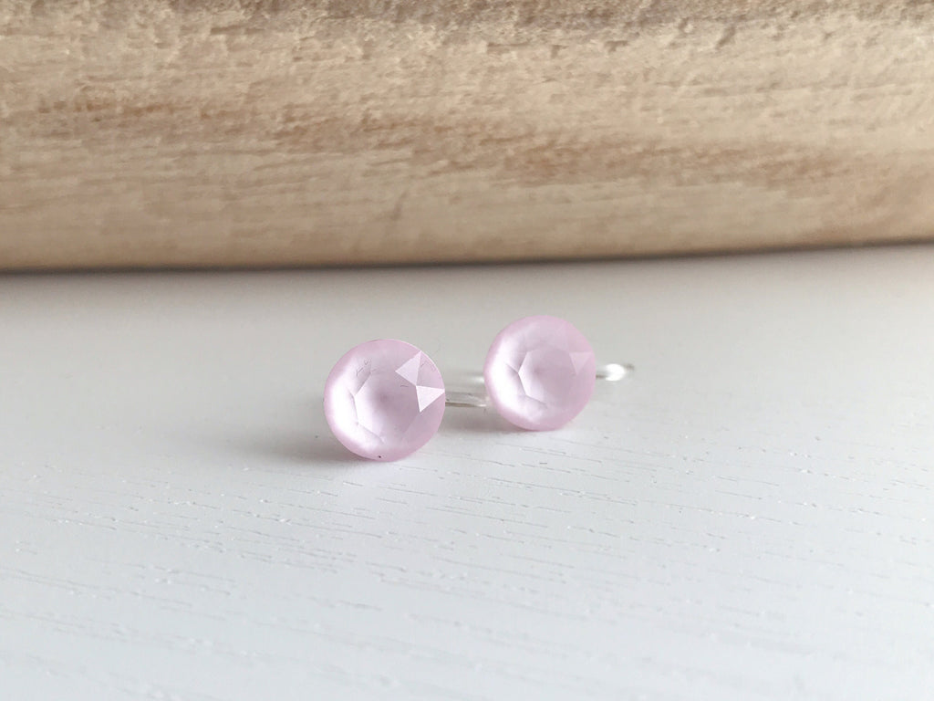 Minimalist invisible ear clips. PureCristal Crystals, Small Round Color Cream pink/ Cream green/ Cream blue/ Cream yellow. Crystal
