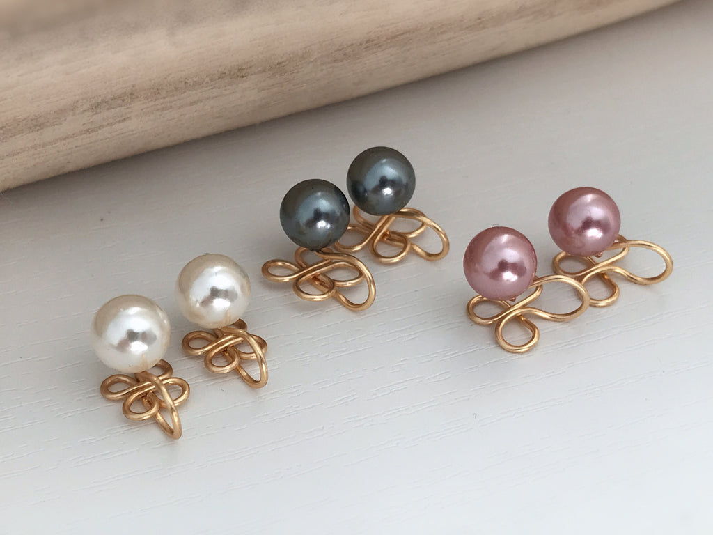 SANS DOULEUR !! Boucles d'oreilles CLIPS U en forme de trèfle à 4 ou 3 feuilles, Perle blanche /Rose / Gris. Boucles Délicates