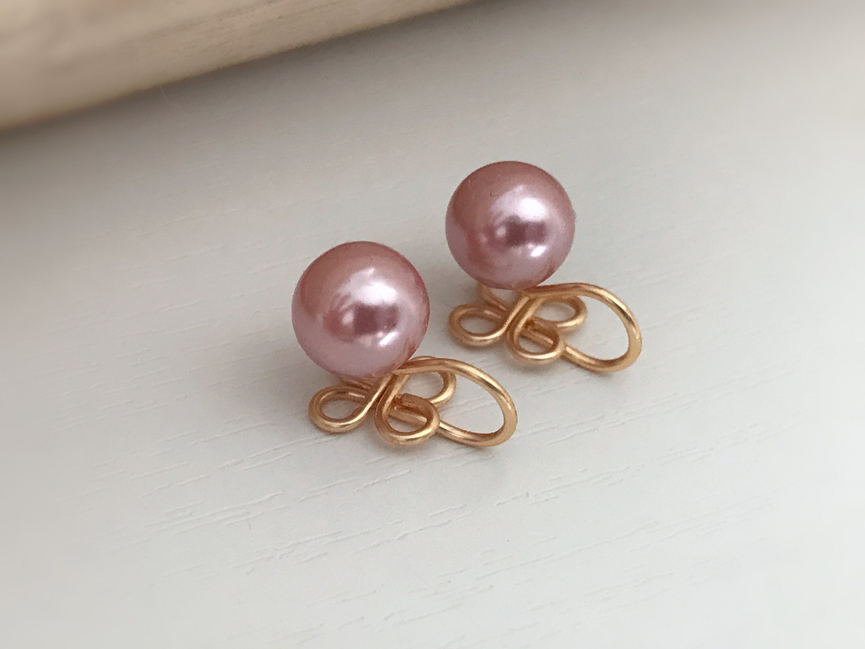 SANS DOULEUR !! Boucles d'oreilles CLIPS U en forme de trèfle à 4 ou 3 feuilles, Perle blanche /Rose / Gris. Boucles Délicates