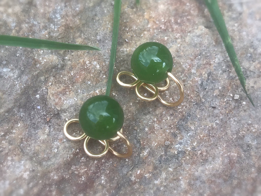 SANS DOULEUR !! Boucles d'oreilles CLIPS U forme de trèfle à 4 feuilles. Perle Calcédoine verte naturelle / Perle Résine Imitation turquoise
