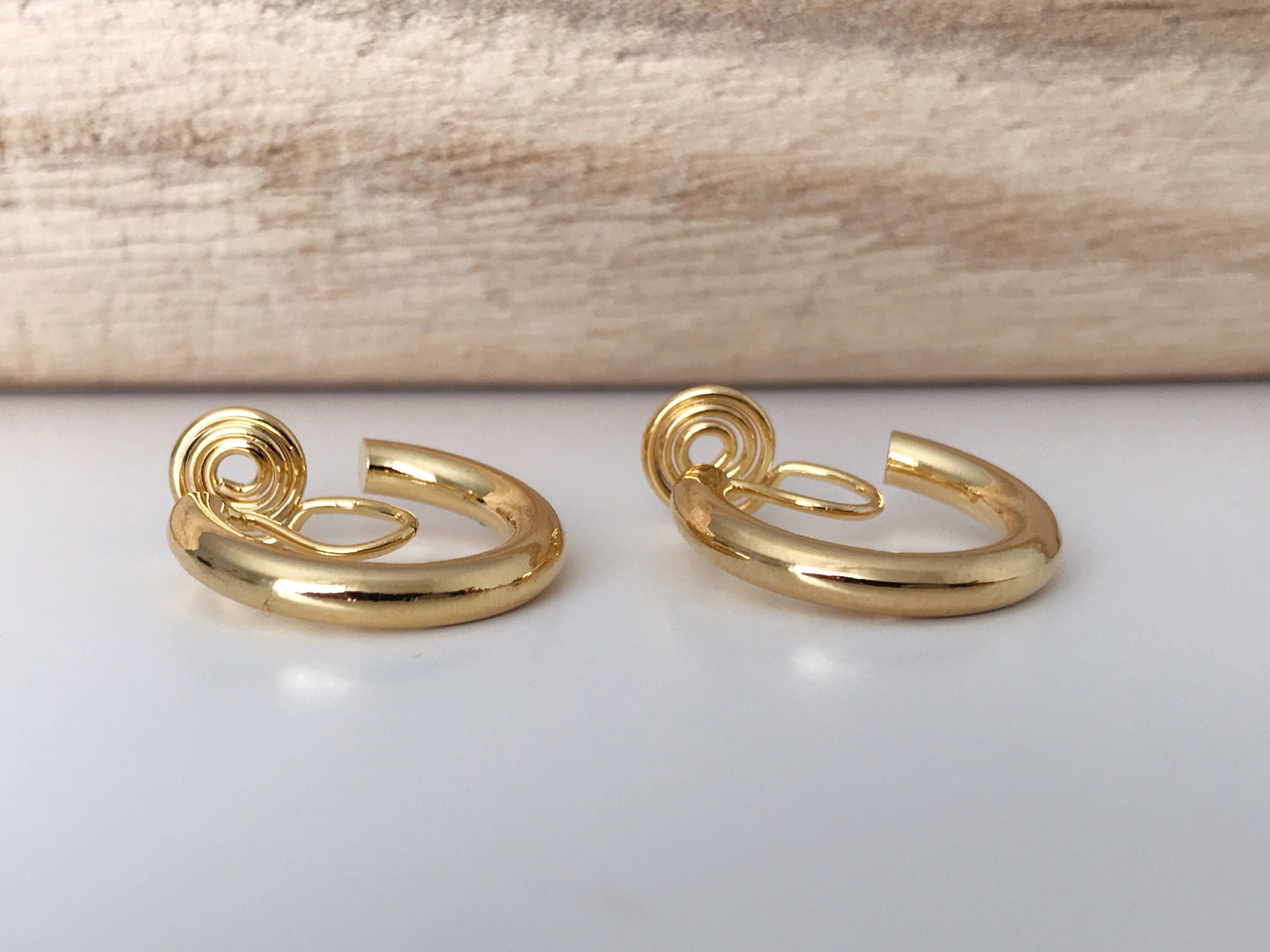 SANS DOULEUR ! Boucles d'oreilles CLIPS U spirale Cercle couleur Or / Argent. Clips d'oreilles confortable Boucles Délicates