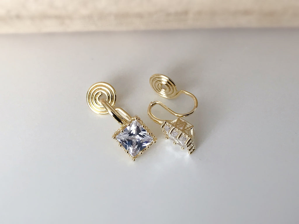 PAINLESS ! CLIPS U spiral earrings Small square Zircon stone Gold color. Comfortable delicate ear clips Ready to offer