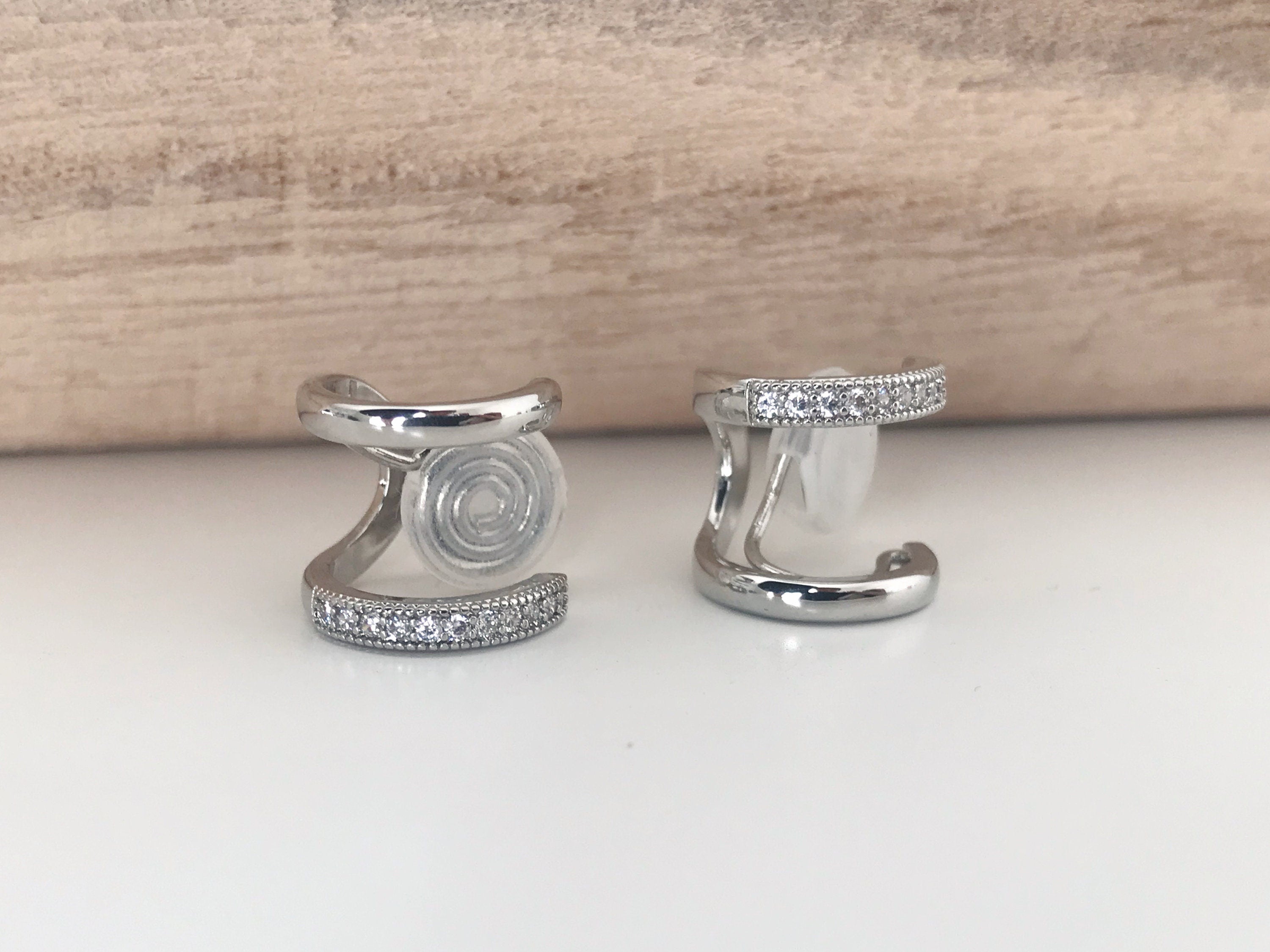 SANS DOULEUR ! Boucles d'oreilles CLIPS U spirale Double cercles Argenté mini pierre zircon. Clips d'oreilles confortable Boucles Délicates
