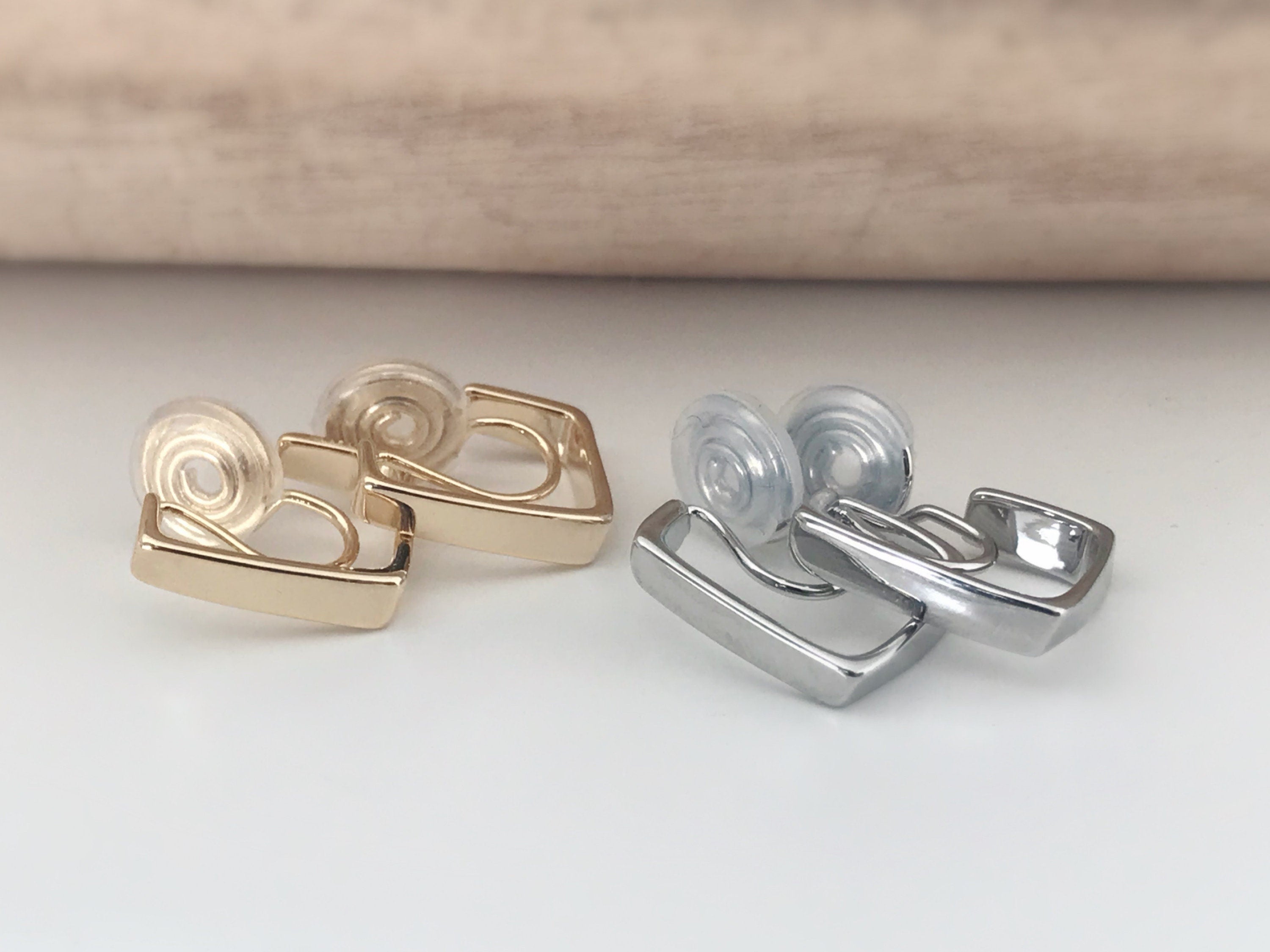 SANS DOULEUR ! Boucles d'oreilles CLIPS U spirale Rectangle couleur or. Clips d'oreilles confortable Boucles Délicates