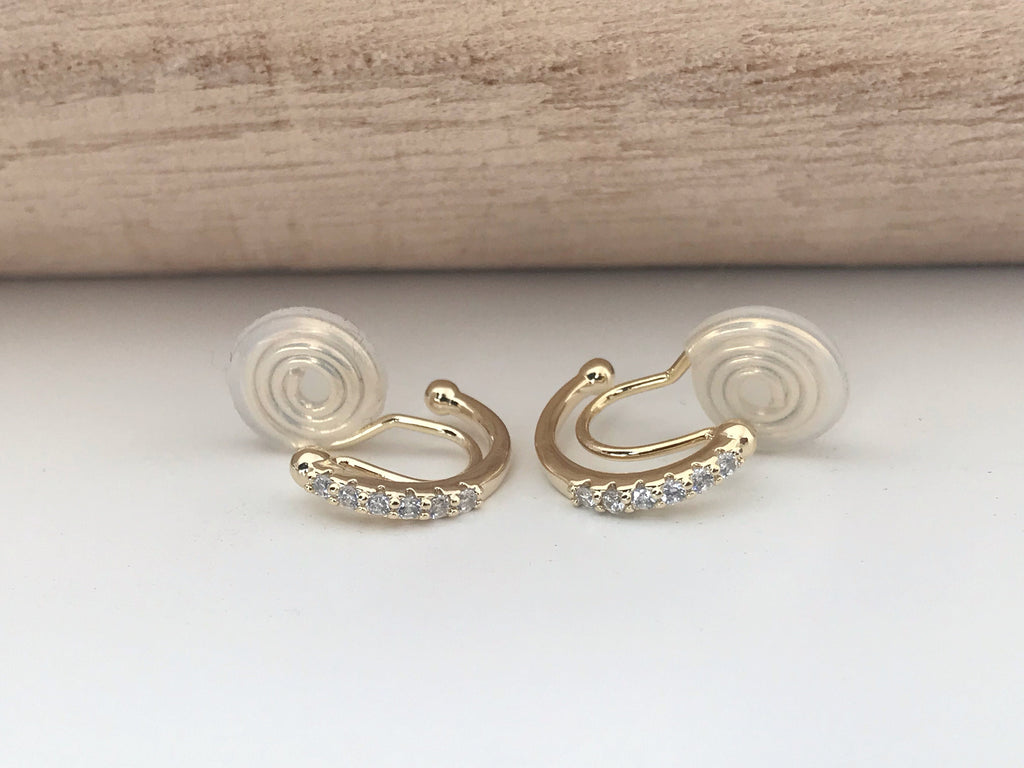 SANS DOULEUR ! Boucles d'oreilles CLIPS U spirale Demi-cercle Mini Pierres Zircon Rond plaqué d'Or. Clips d'oreilles confortable.