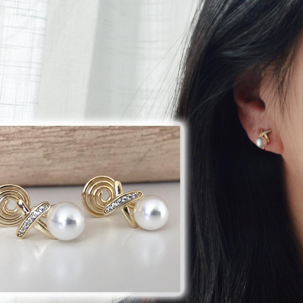 Croix zircon et perle blanche - Clips U