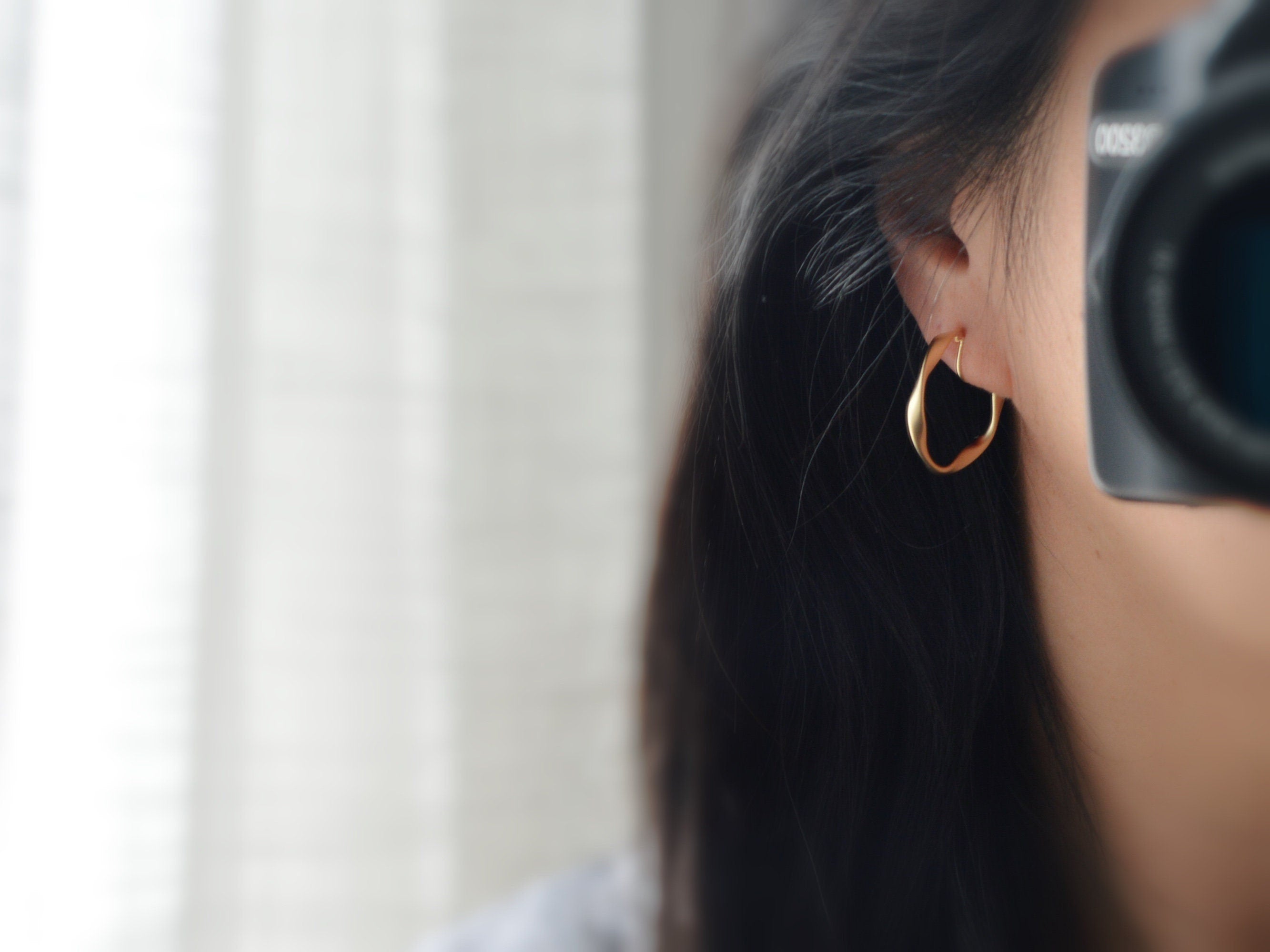 PAINLESS ! CLIPS U spiral earrings Twisted circle color Gold / Mat Gold. Comfortable Ear Clips Delicate Loops