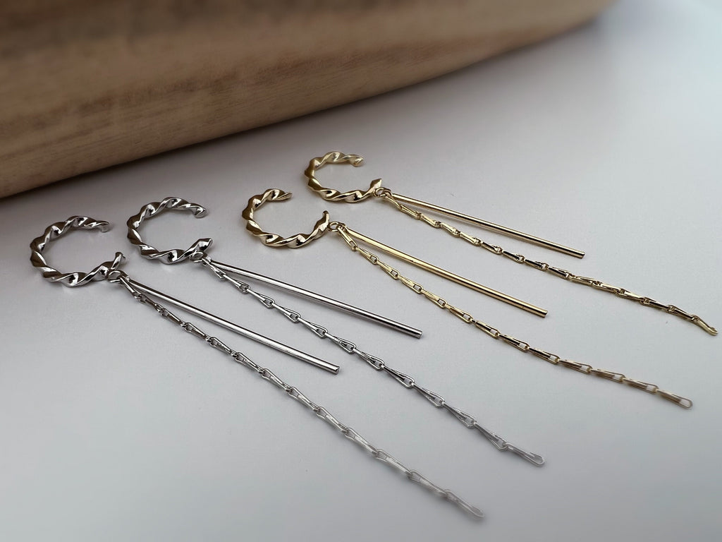Clips d'oreilles torsadé avec longue chaine et barre couleur Argent/ Or pour oreilles non percées. clips d'oreilles confortable