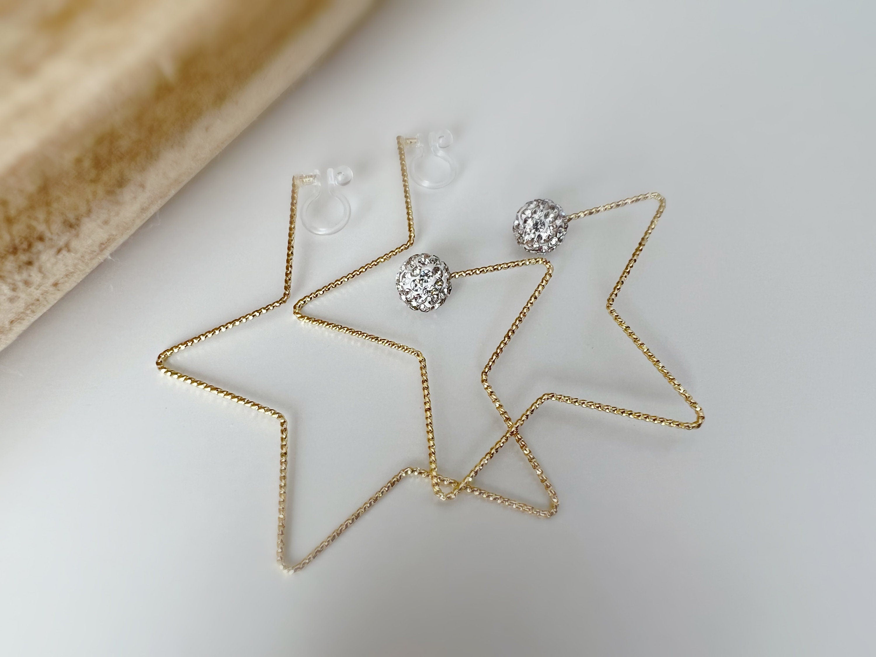 Large star ear clips Gold color White Shamballa pearl Ball Strass. INVISIBLE Clip Earrings Comfortable.