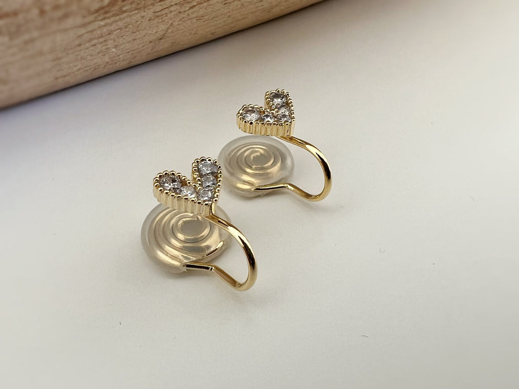 SANS DOULEUR ! Boucles d'oreilles CLIPS U spirale Mini Coeur strass Mini Zircon plaqué d'Or. Clips d'oreilles confortable.