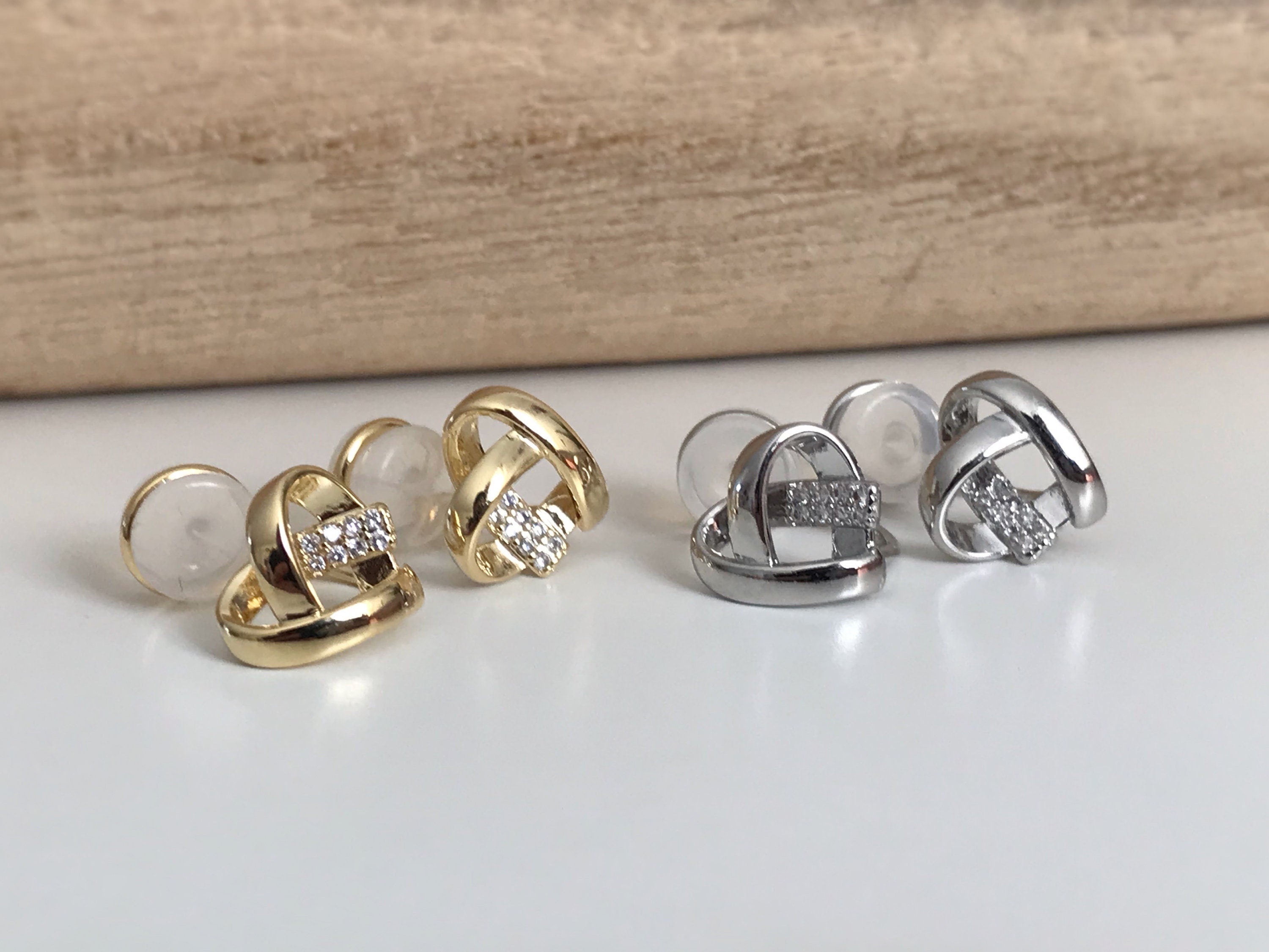 SANS DOULEUR ! Boucles d'oreilles CLIPS U Coeur strass couleur or / argent. Clips d'oreilles confortable Boucles Délicates