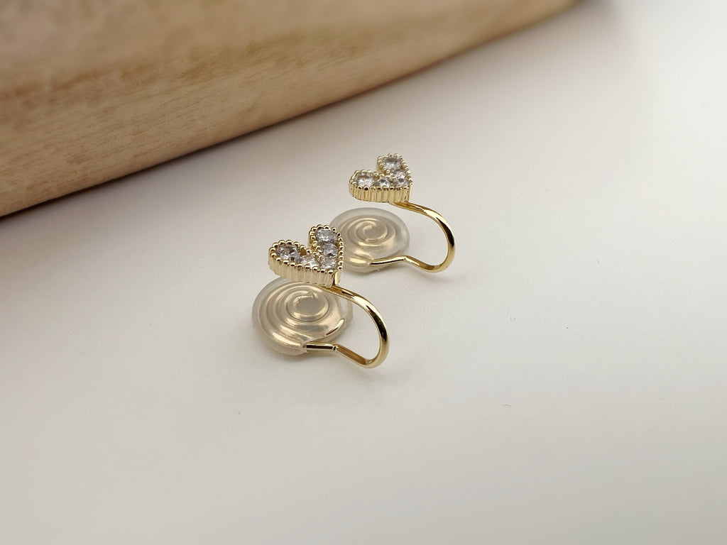 SANS DOULEUR ! Boucles d'oreilles CLIPS U spirale Mini Coeur strass Mini Zircon plaqué d'Or. Clips d'oreilles confortable.