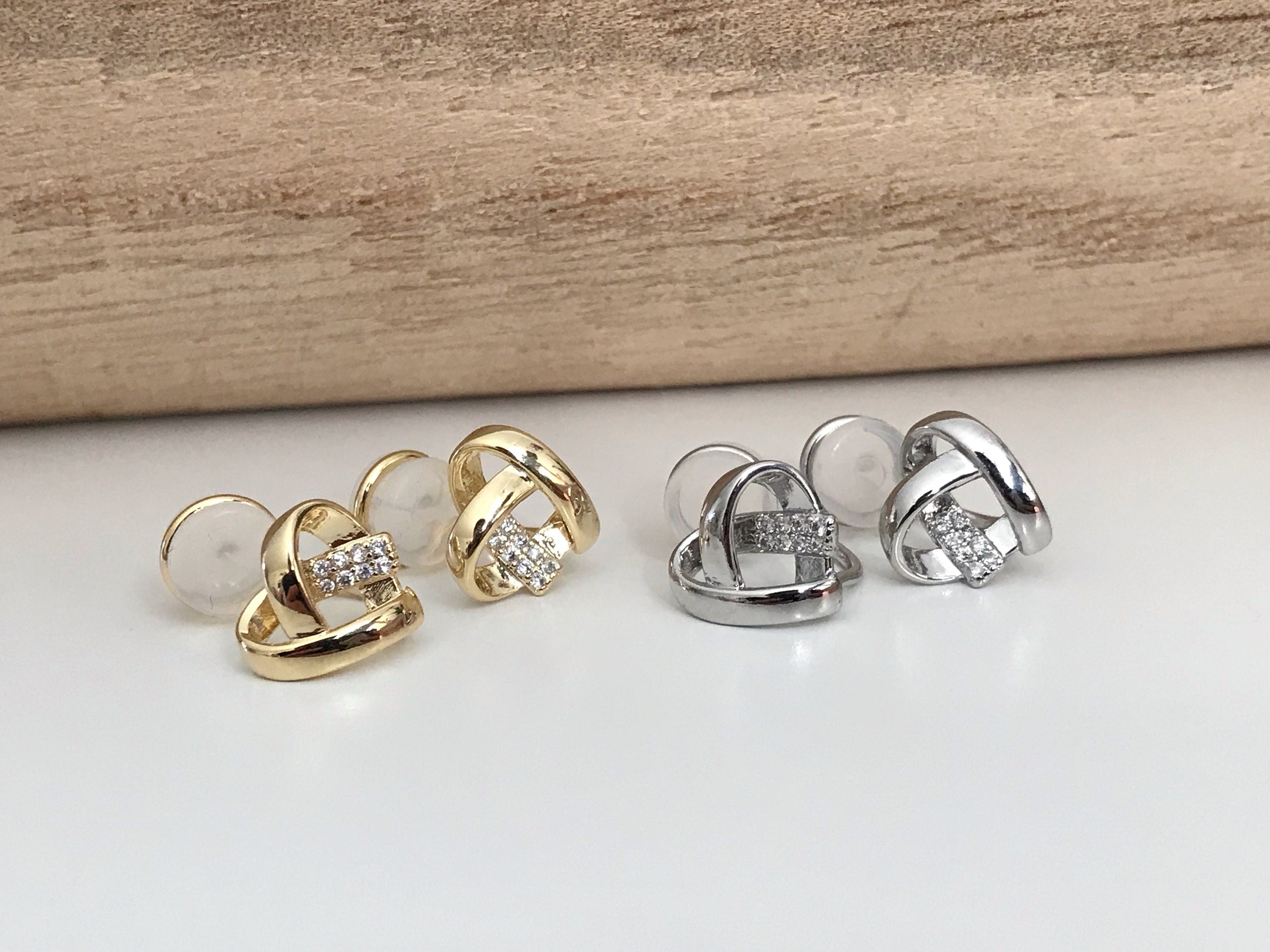 SANS DOULEUR ! Boucles d'oreilles CLIPS U Coeur strass couleur or / argent. Clips d'oreilles confortable Boucles Délicates