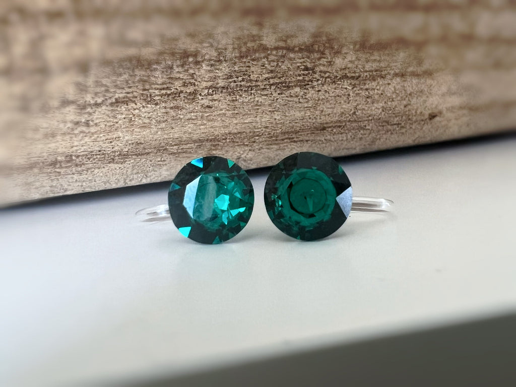Invisible CLIPS Earrings Emerald Green Round Crystal Ignite PureCristal, Minimalist Dark Green Small Crystal Ear Clips.