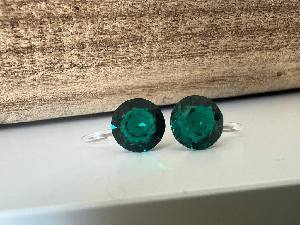 Invisible CLIPS Earrings Emerald Green Round Crystal Ignite PureCristal, Minimalist Dark Green Small Crystal Ear Clips.