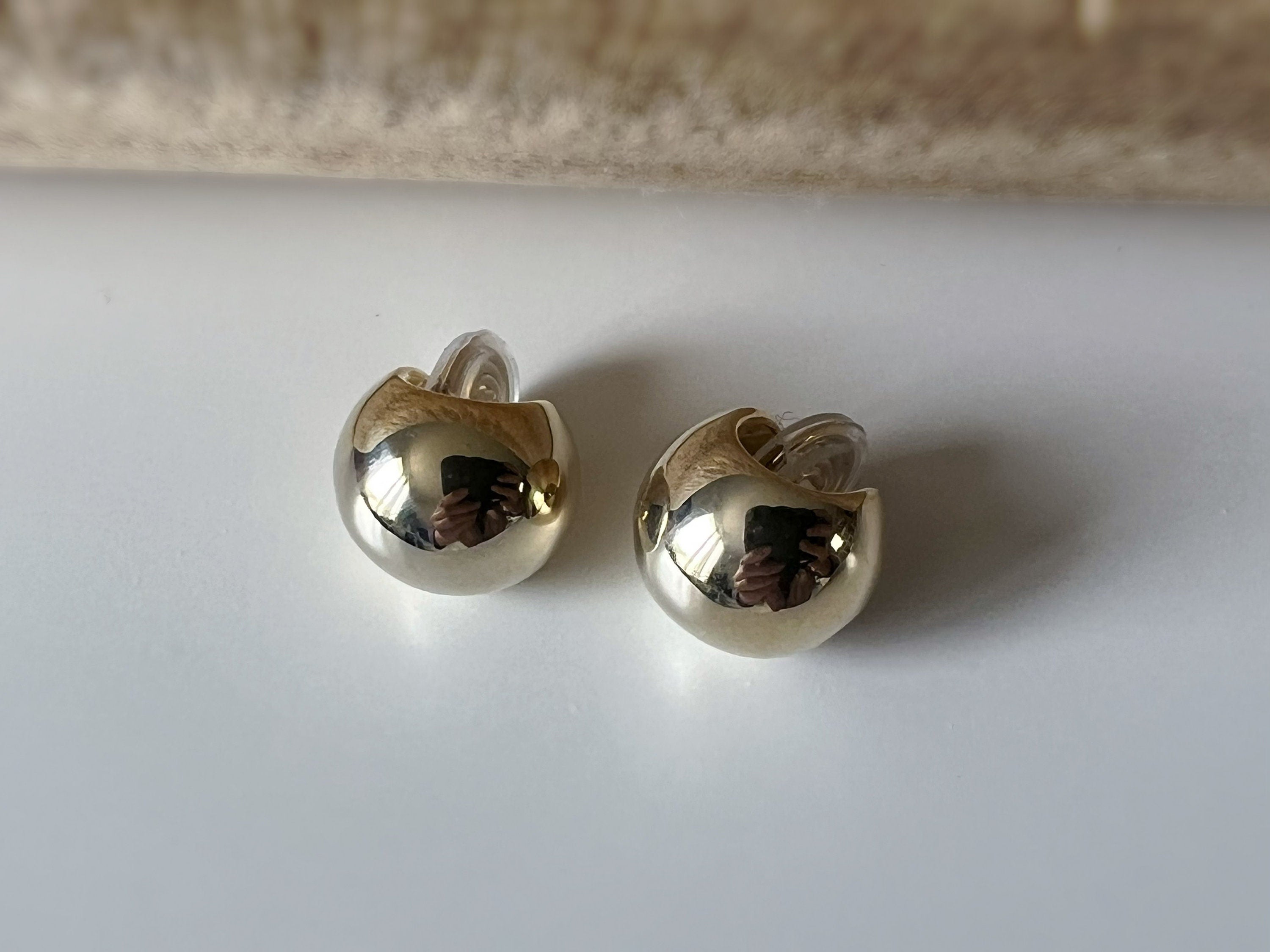 SANS DOULEUR ! Boucles d'oreilles CLIPS U spirale Grande boucle couleur Or / Or Mat. Clips d'oreilles confortable Boucles Délicates