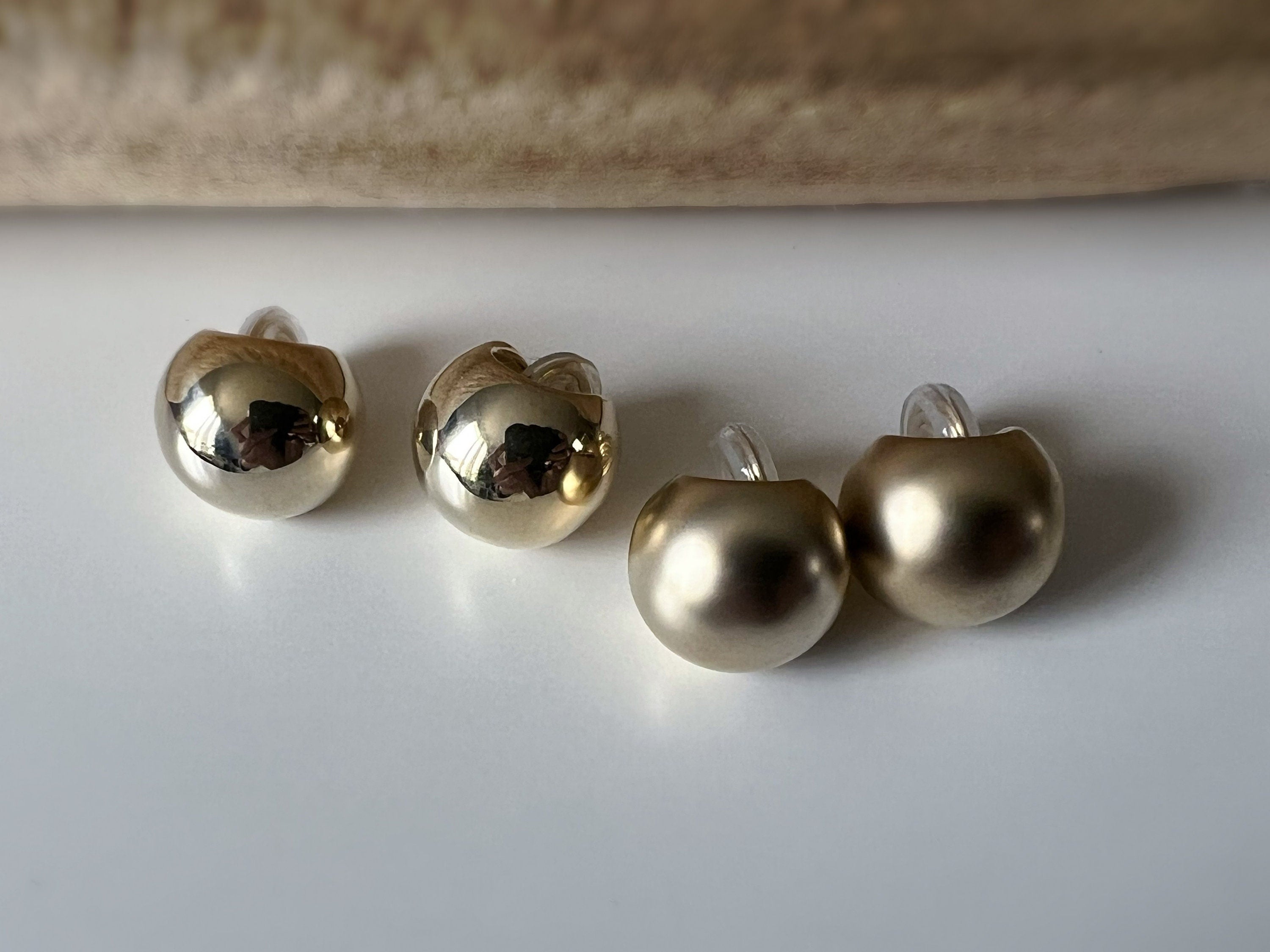 SANS DOULEUR ! Boucles d'oreilles CLIPS U spirale Grande boucle couleur Or / Or Mat. Clips d'oreilles confortable Boucles Délicates
