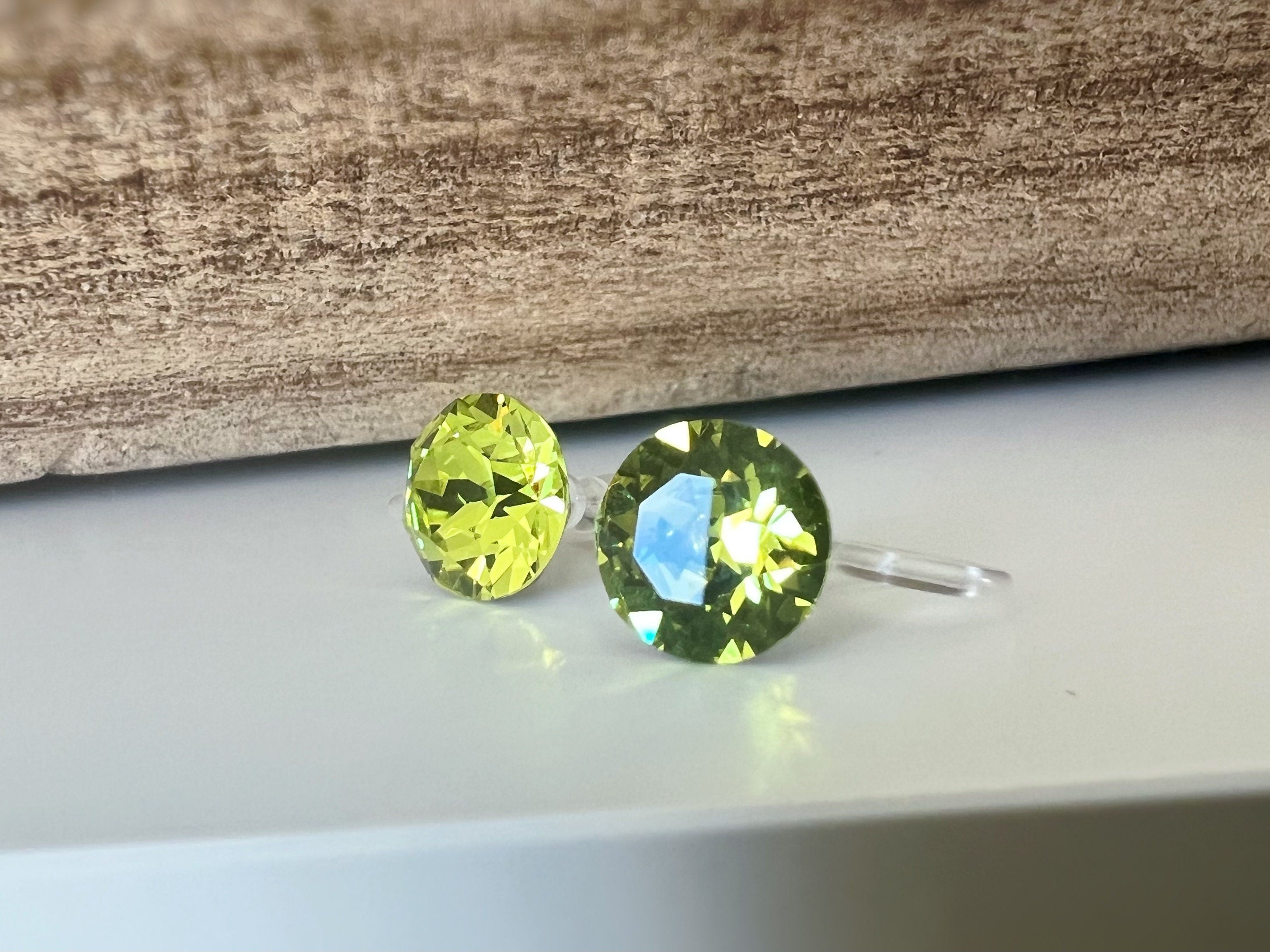 Boucles d'oreilles CLIPS invisible Cristal Rond CITRUS GREEN Cristaux PureCristal Clips d'Oreille Petit Rond vert citron, Bijoux Minimaliste