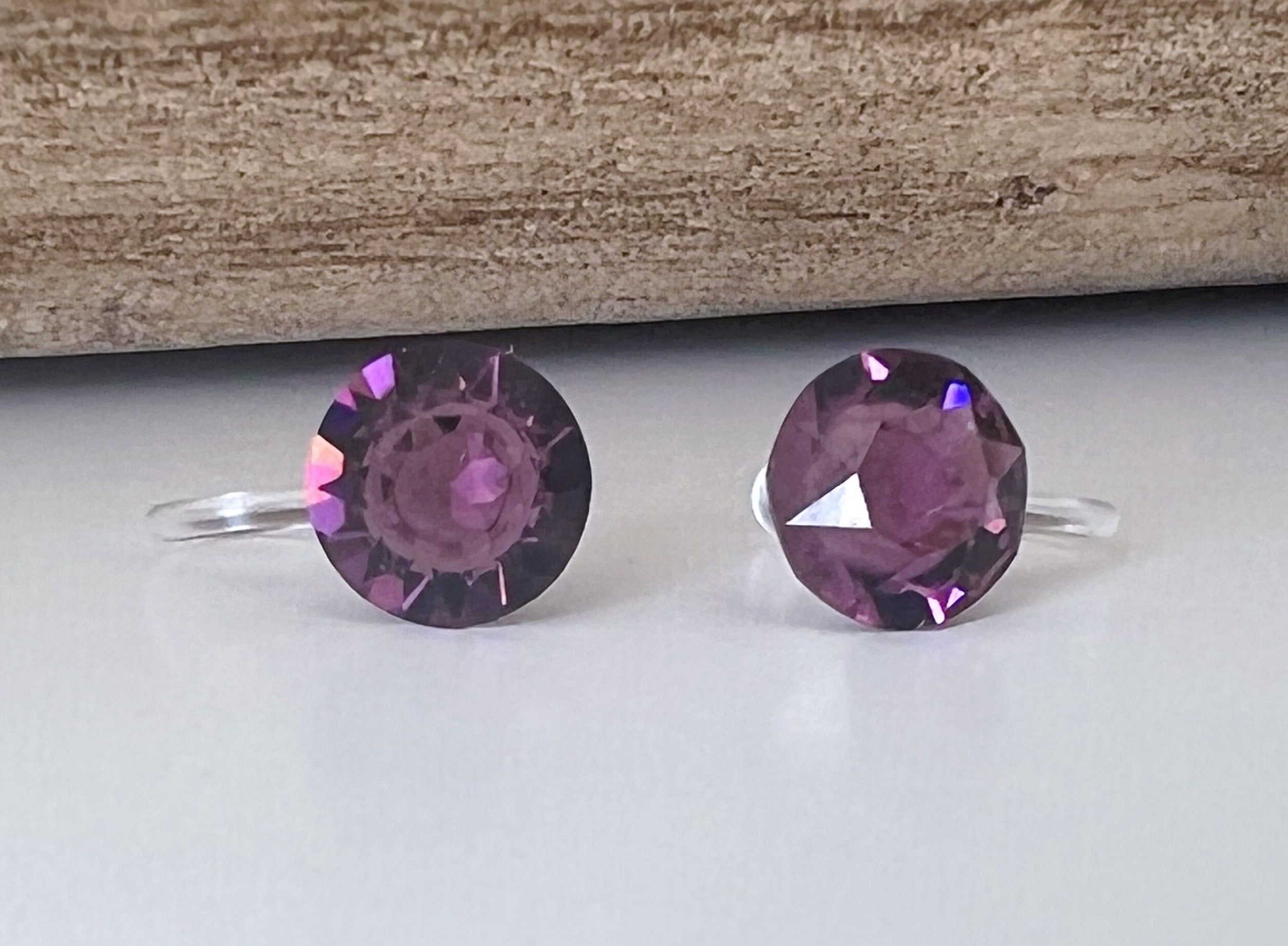 Boucles d'oreilles CLIPS invisible Rond AMETHYST IGNITE Cristaux PureCrystal Clips d'Oreille Petit Rond violet, Bijoux Minimaliste