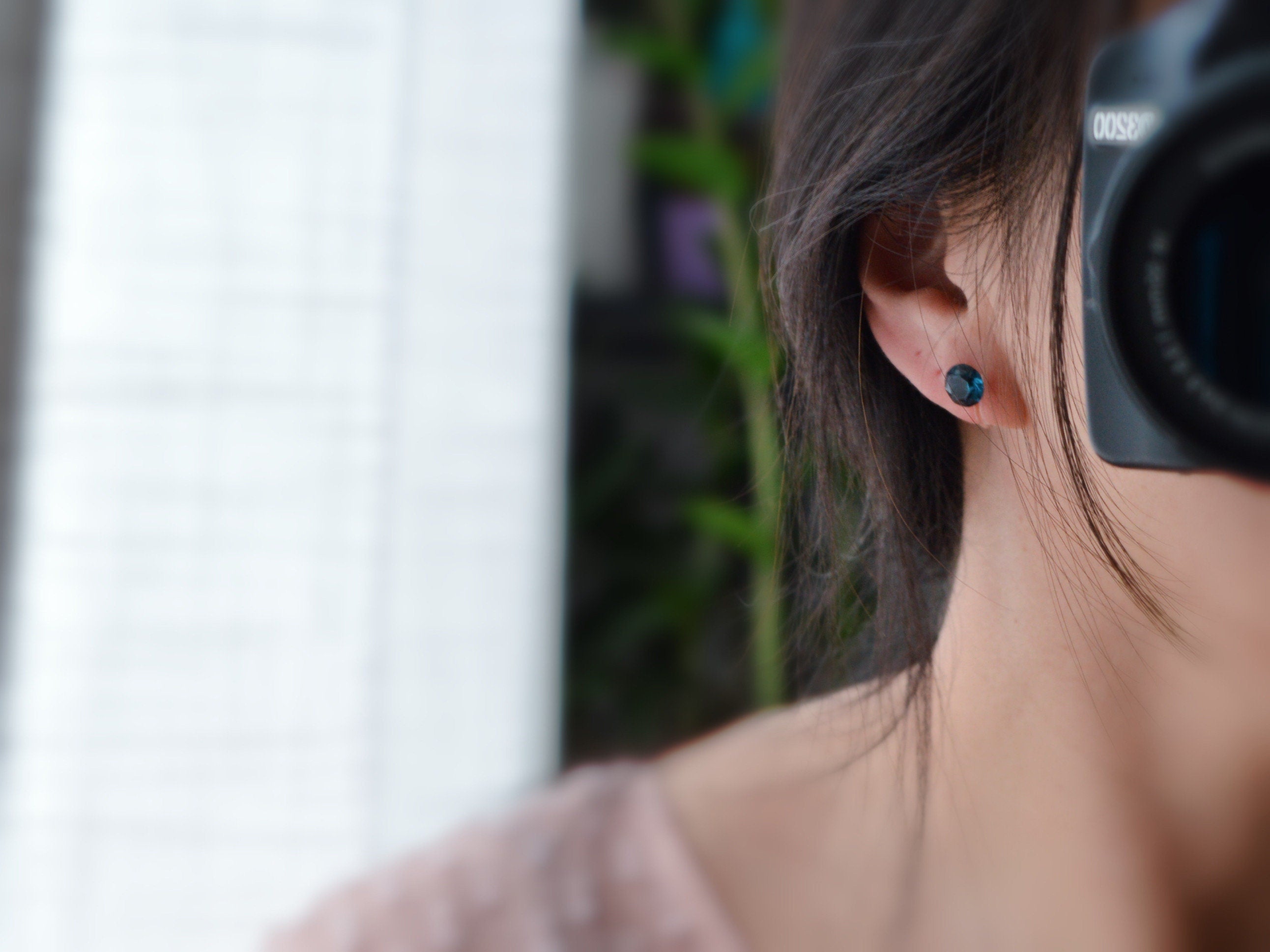 Boucles d'oreilles Clips invisible MONTANA Cristaux PureCristal Clips d'Oreille Petit Rond Bleu Foncé, Bijoux Minimaliste