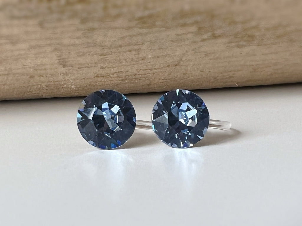 Boucles d'oreilles Clips invisible Rond LIGHT SAPPHIRE Cristaux PureCristal Clips d'Oreille Petit Rond Bleu gris, Bijoux Minimaliste
