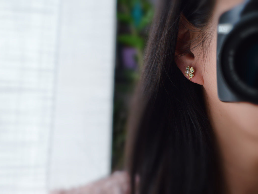 Mini invisible ear CLIPS, small 4-leaf clover gold checkerboard green white lucky charm Delicate comfortable clip earrings