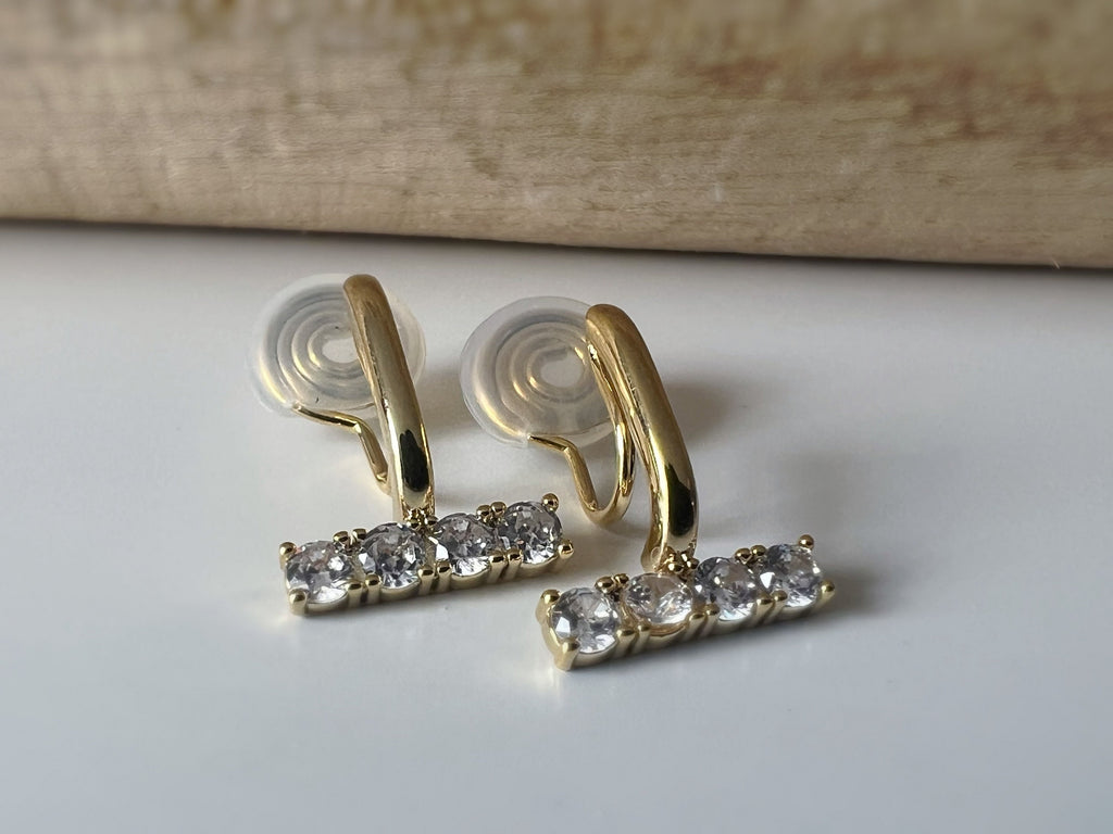SANS DOULEUR ! Boucles d'oreilles CLIPS U spirale Barre Or avec Barre mini Zircon, plaqué d'Or Clips d'oreilles confortable.
