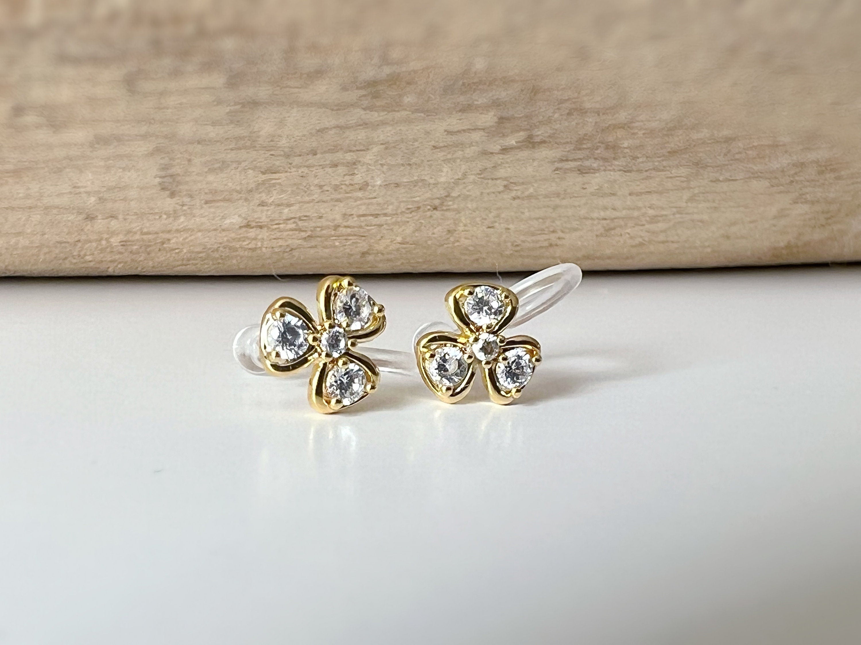 Mini CLIPS d'oreilles invisibles, petit Trèfle Or Zircon Boucles d'oreilles clips confortable délicat minimaliste