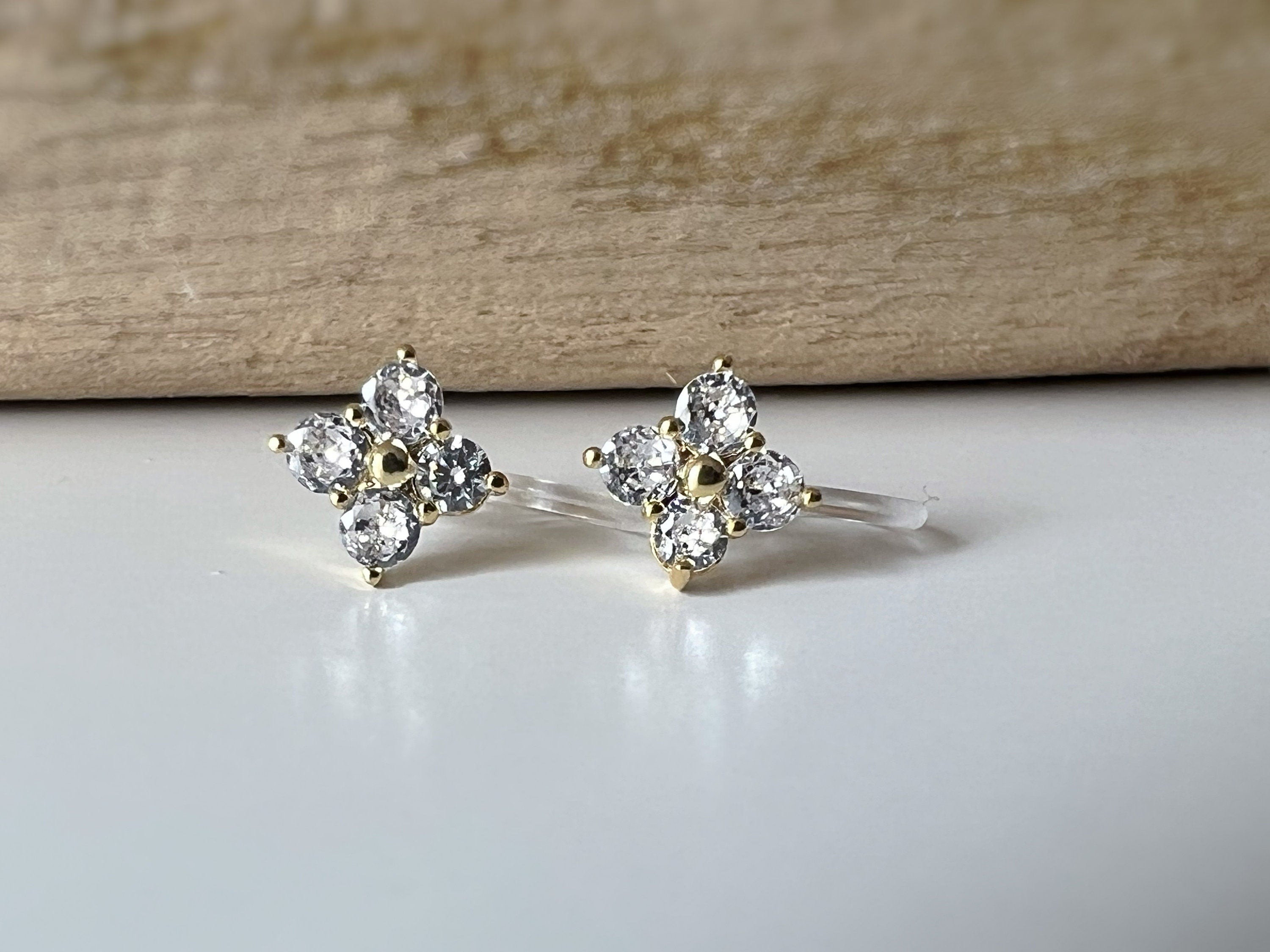 Mini invisible EAR CLIPS, Mini Flower four petals Gold Zircon, Comfortable delicate minimalist clip earrings