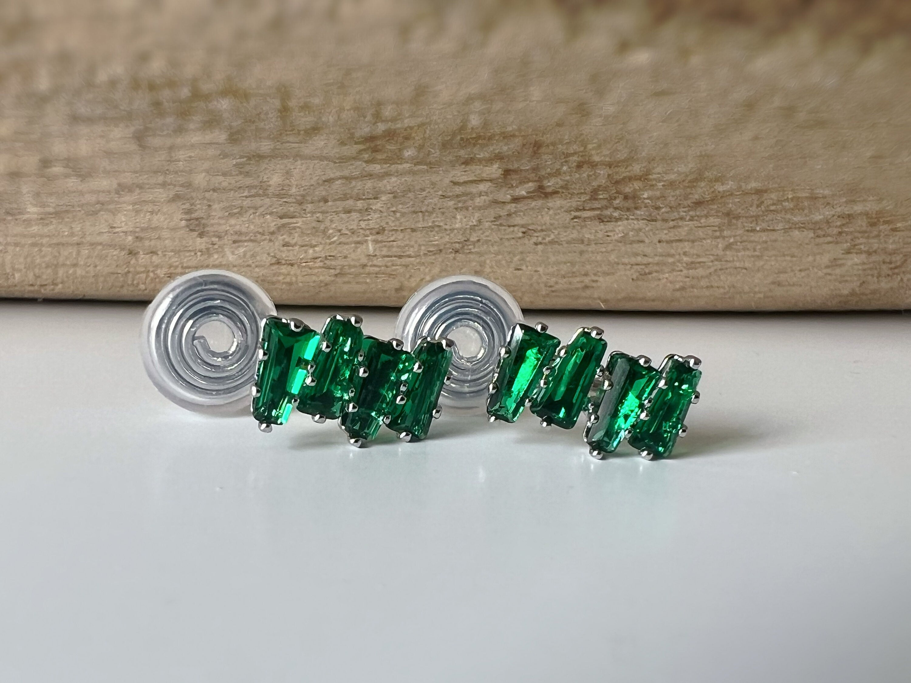SANS DOULEUR ! Boucles d'oreilles CLIPS U spirale Rectangle Violet Or / Vert Argent. Clips confortable