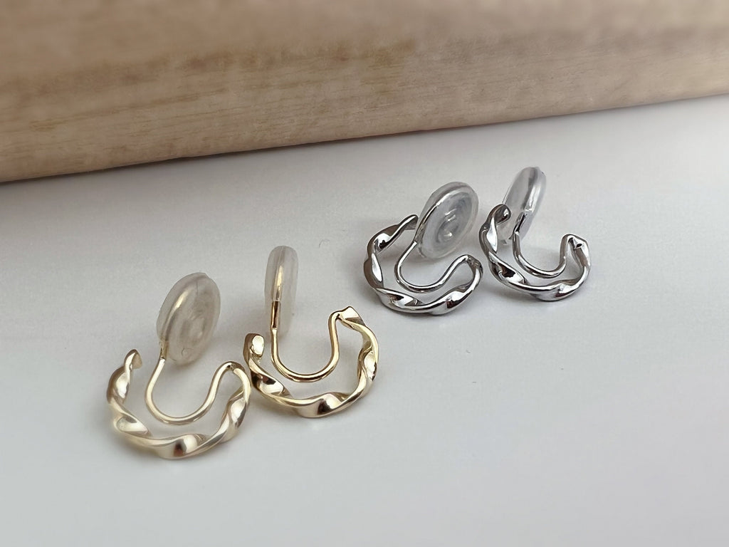 SANS DOULEUR ! Boucles d'oreilles CLIPS U spirale Mini Cercle torsadé couleur Or / Argent. Clips d'oreilles confortable Boucles Délicates