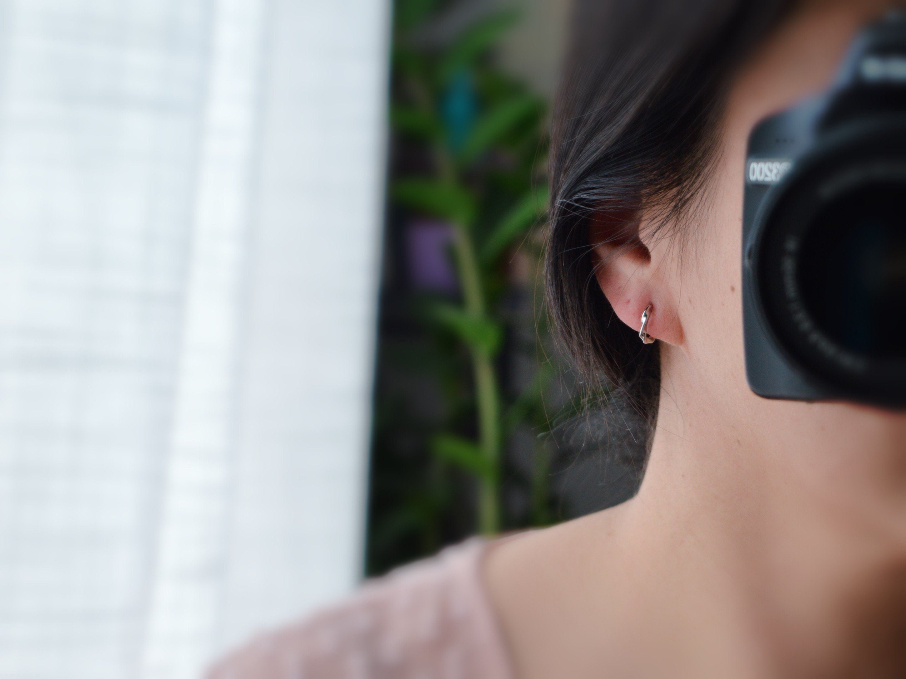 SANS DOULEUR ! Boucles d'oreilles CLIPS U spirale Mini Cercle torsadé couleur Or / Argent. Clips d'oreilles confortable Boucles Délicates