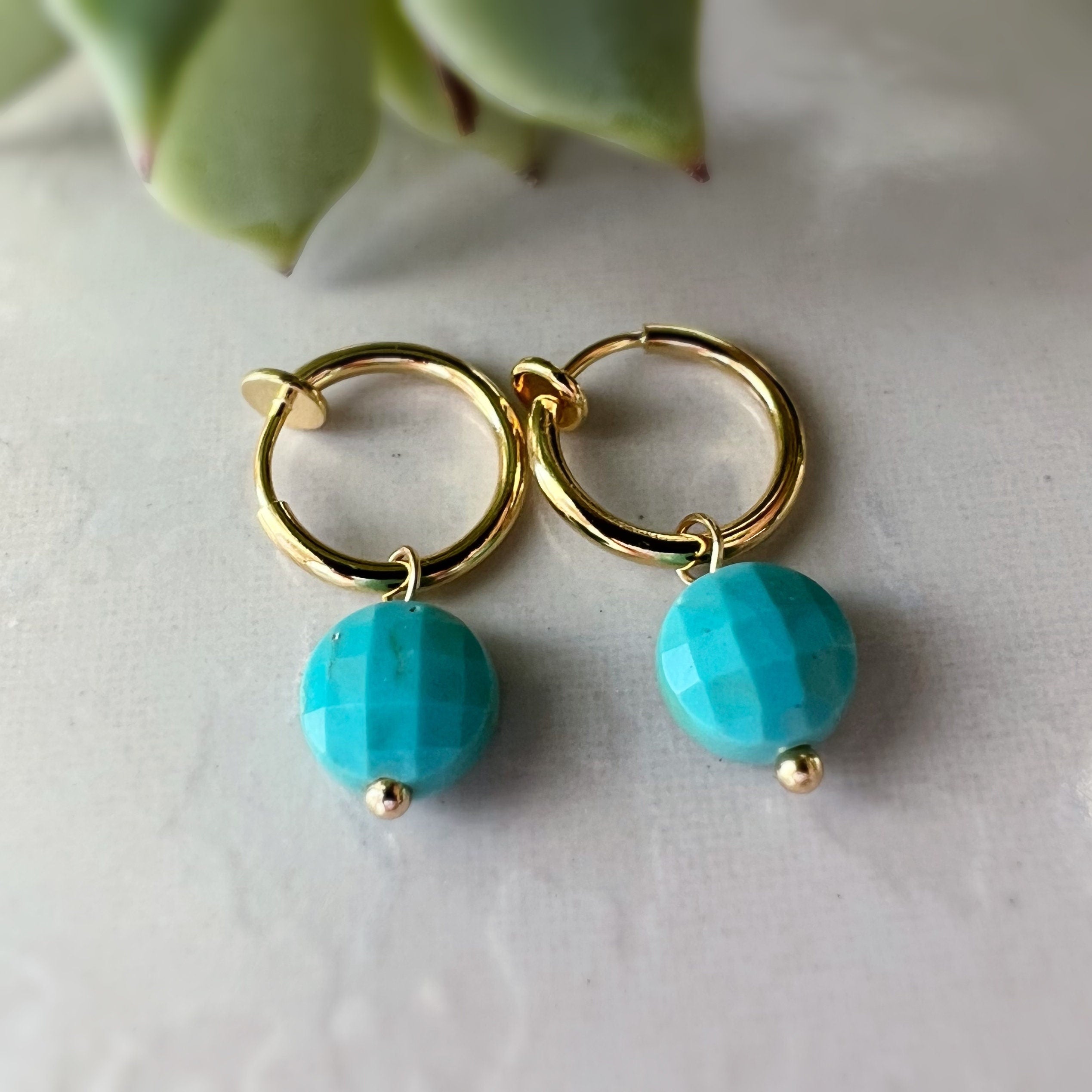 2-EN-1 Boucles d'oreilles CLIPS pendantes perles facettes turquoises Créoles Or / Argent. Clips d'oreilles discrètes oreilles non percées