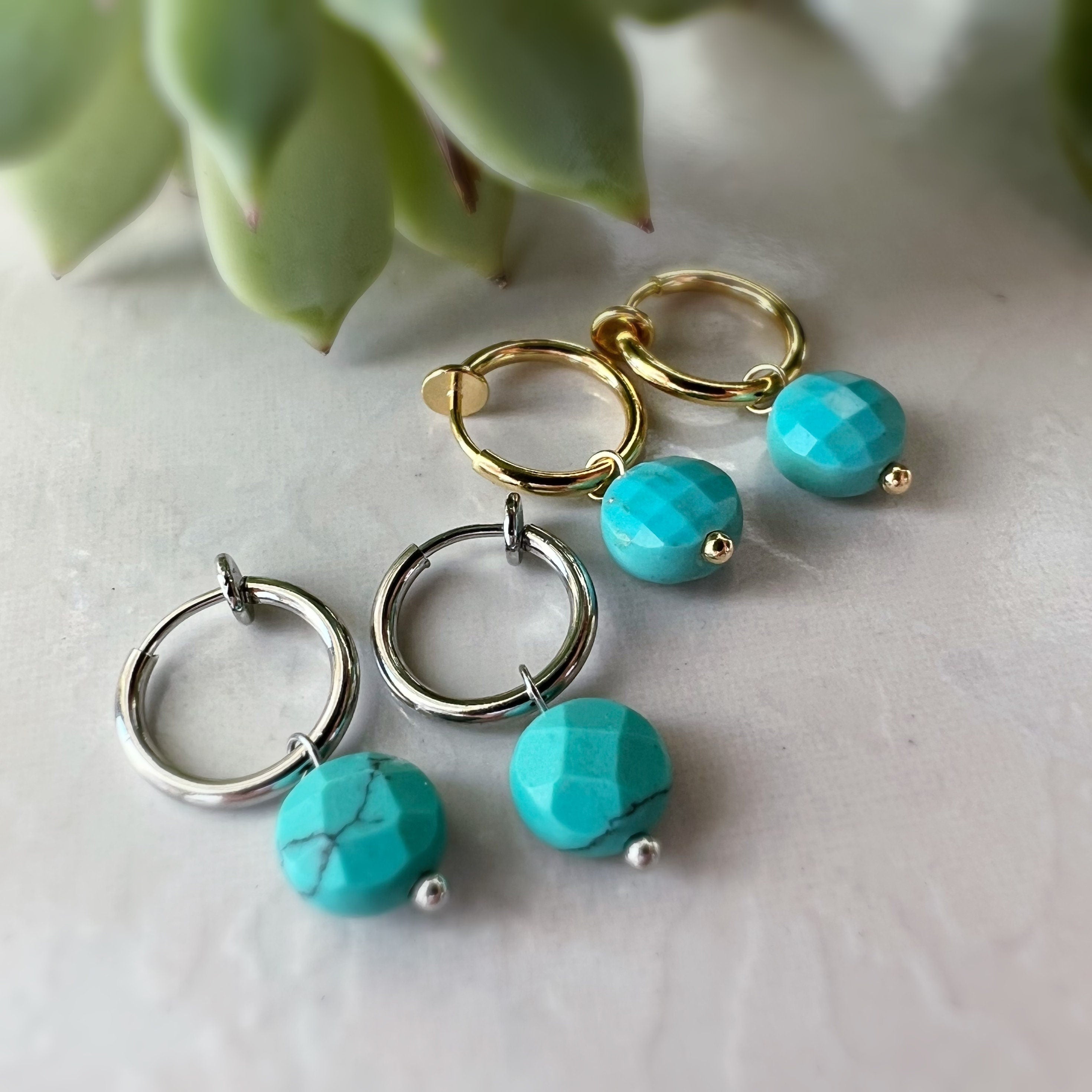 2-EN-1 Boucles d'oreilles CLIPS pendantes perles facettes turquoises Créoles Or / Argent. Clips d'oreilles discrètes oreilles non percées