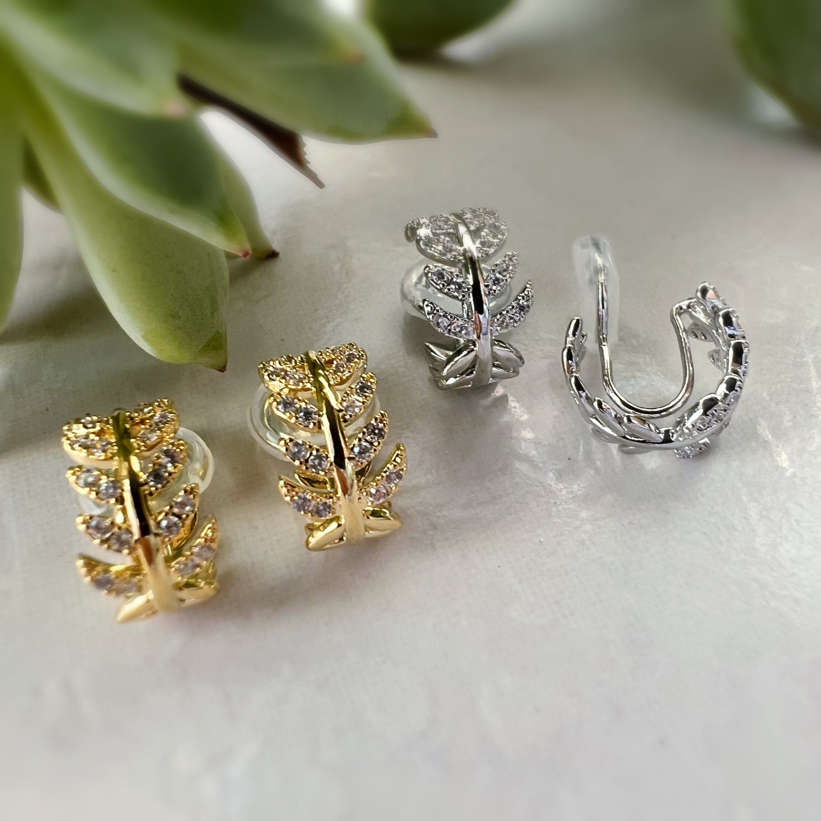 SANS DOULEUR ! Boucles d'oreilles CLIPS U spirale Feuilles Zircon Cercle couleur Or / Argent. Clips d'oreilles confortable Boucles Délicates