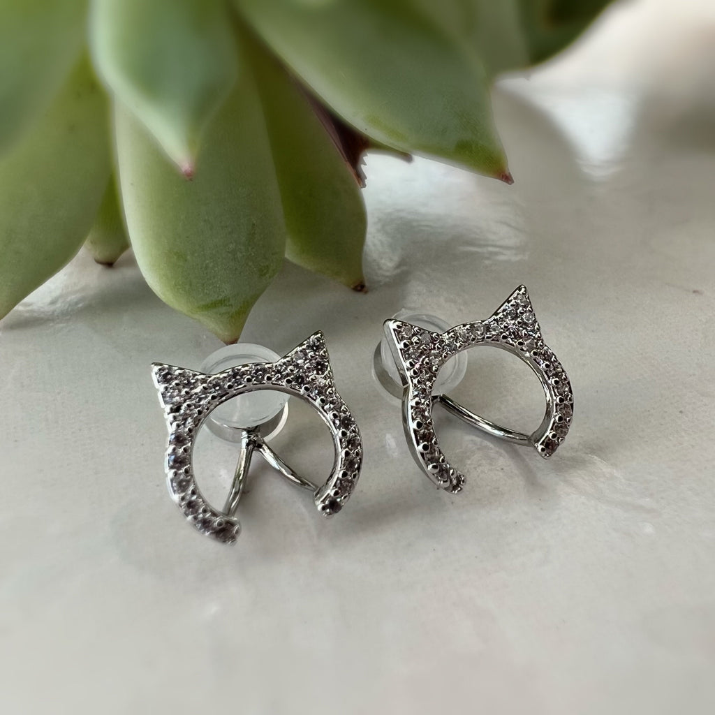 SANS DOULEUR ! Boucles d'oreilles CLIPS U Chat zircon argent. Clips d'oreilles confortable Boucles Délicates