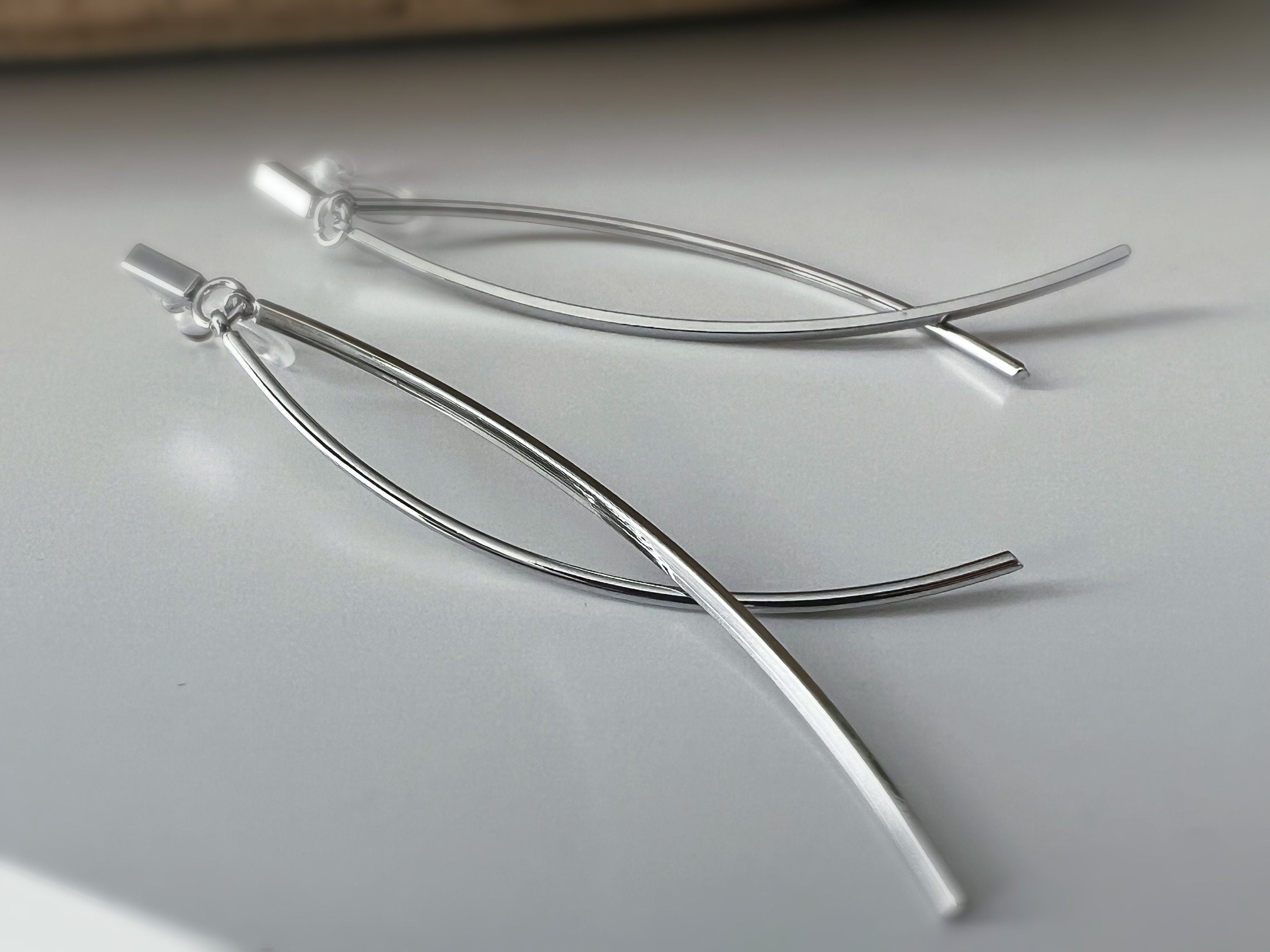 Longues Boucles d'oreilles Clips INVISIBLES Mini rectangle avec Double barre pendantes Or/Argent. Clips d'oreilles confortable prêt à offrir