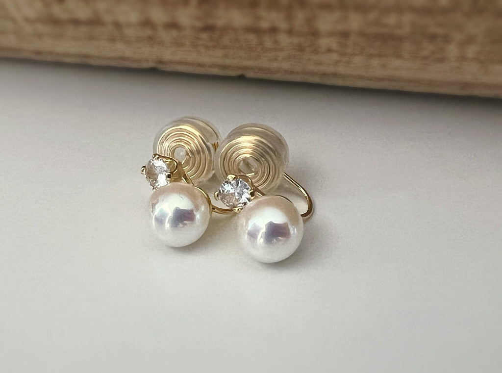 PAINLESS! CLIPS U spiral earrings gold plated White pearl 8mm Zircon 4MM. Comfortable ear clips.