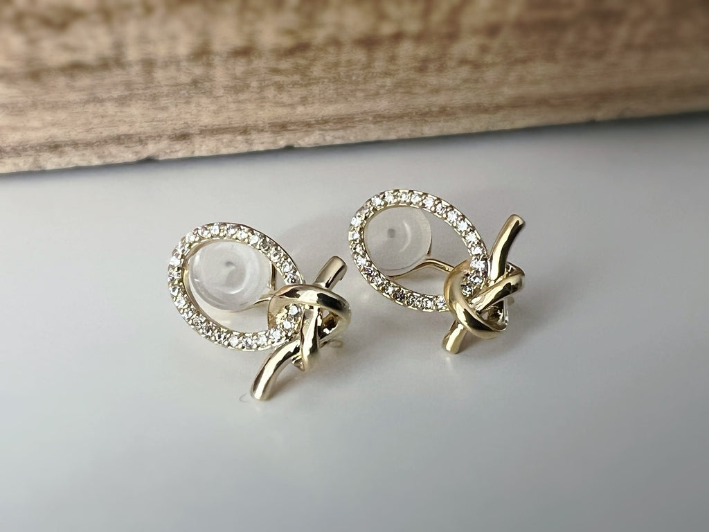 SANS DOULEUR ! Boucles d'oreilles CLIPS U nœud plaqué d'Or Ovale mini zircon. Clips d'oreilles confortable Boucles Délicates