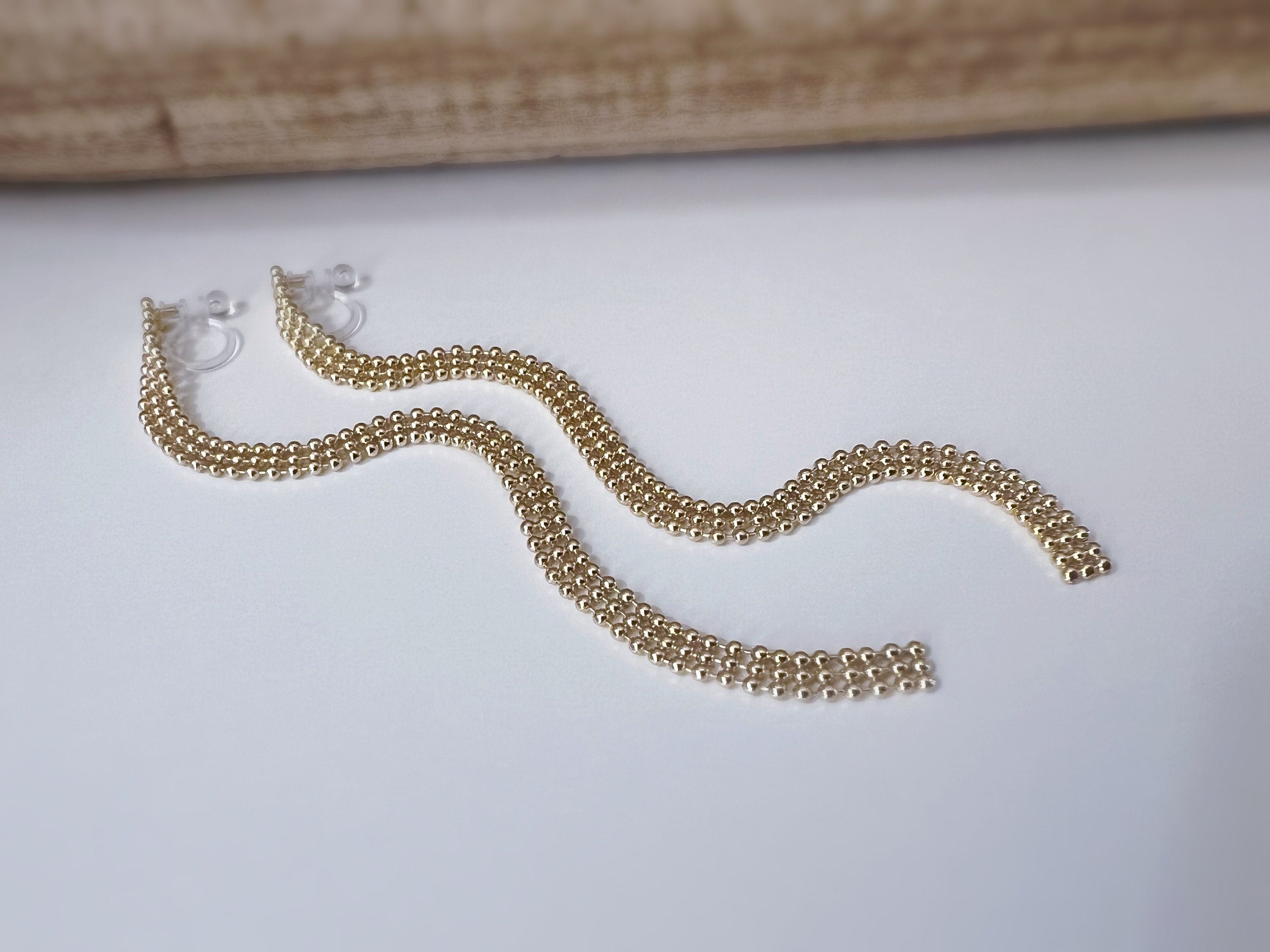 Super longues Boucles d'oreilles Clips INVISIBLES, Clips d'oreilles Chaîne Mini perles Argent / Or. Bijoux Minimaliste.