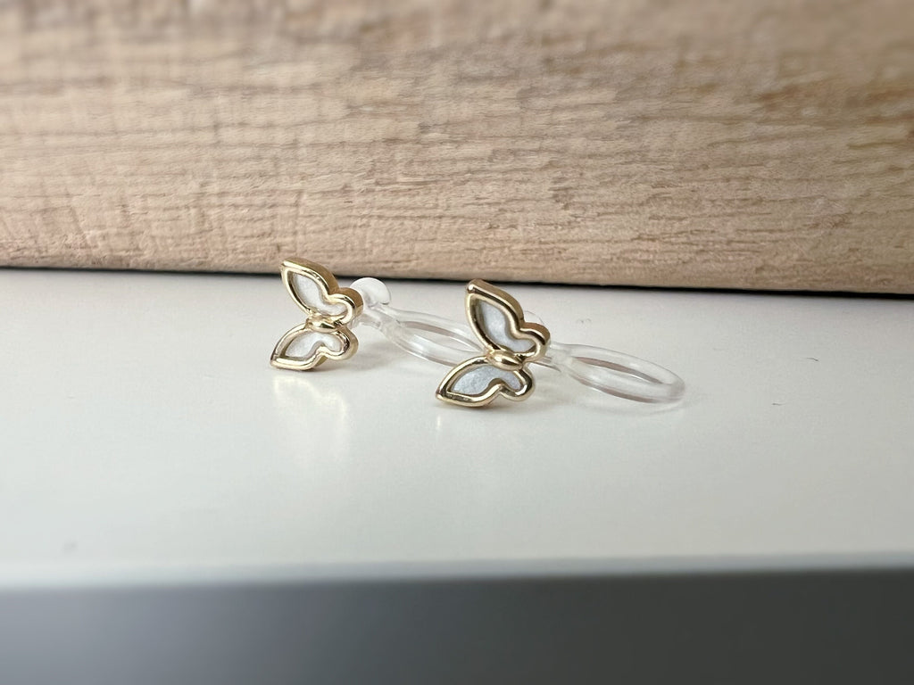 Mini CLIPS d'oreilles invisibles couleur Or petit papillon nacre blanche Boucles d'oreilles délicat minimaliste