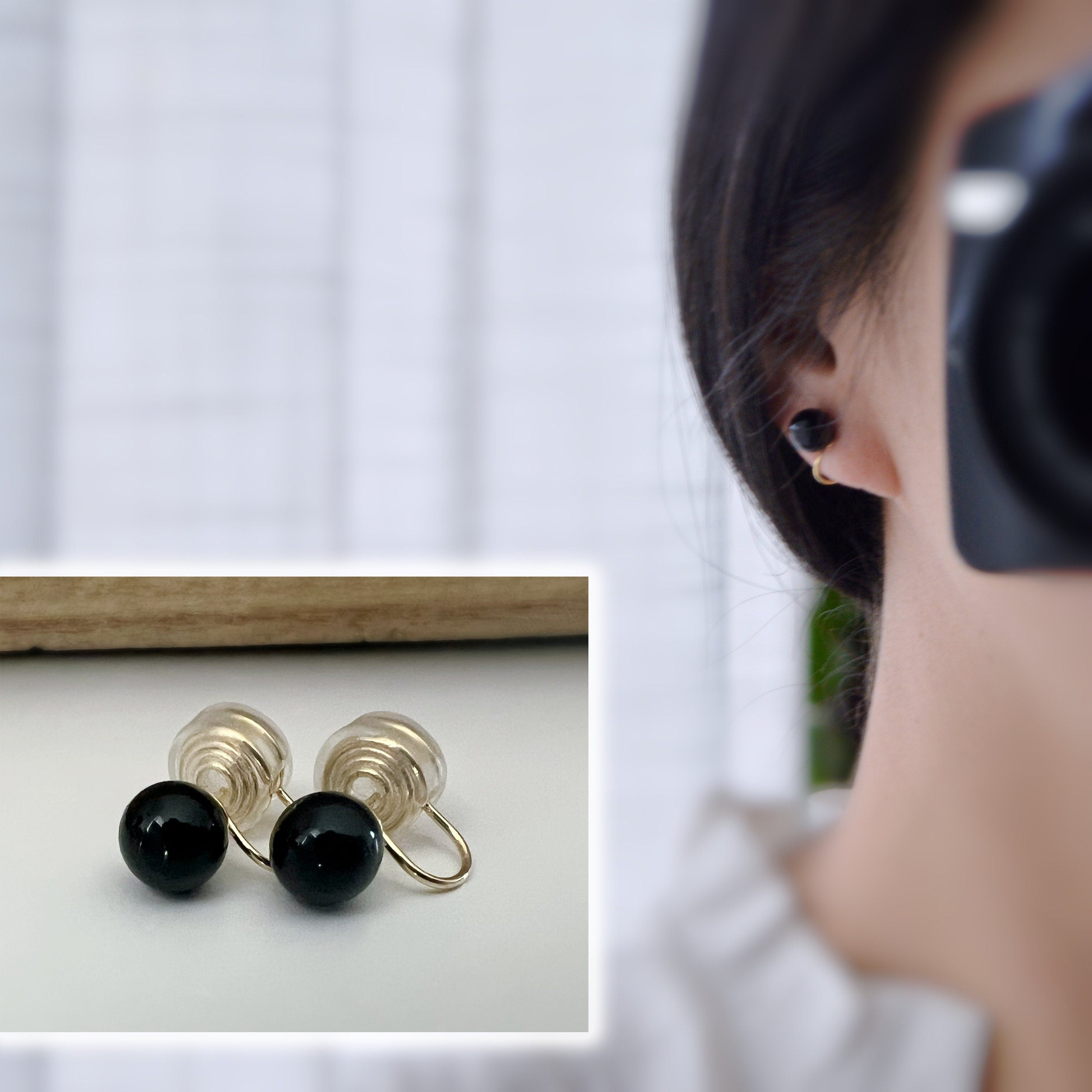 SANS DOULEUR ! Boucles d'oreilles CLIPS U spirale Perle Noir 8mm/ 10mm plaqué d'Or. Clips d'oreilles confortable.