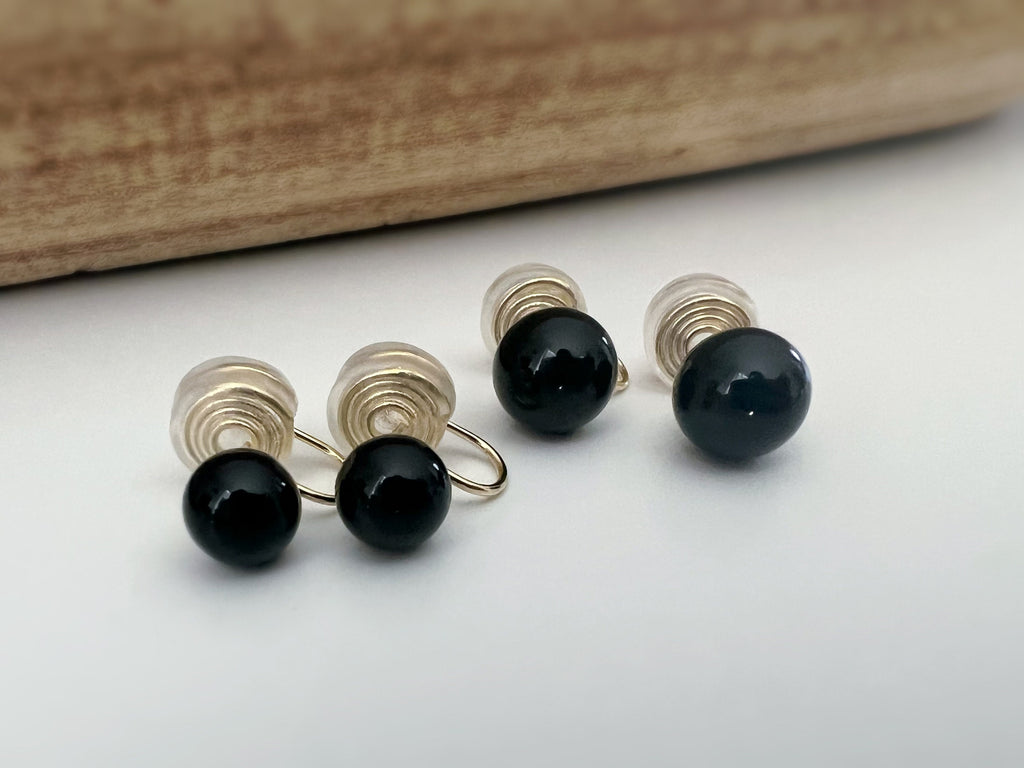 SANS DOULEUR ! Boucles d'oreilles CLIPS U spirale Perle Noir 8mm/ 10mm plaqué d'Or. Clips d'oreilles confortable.