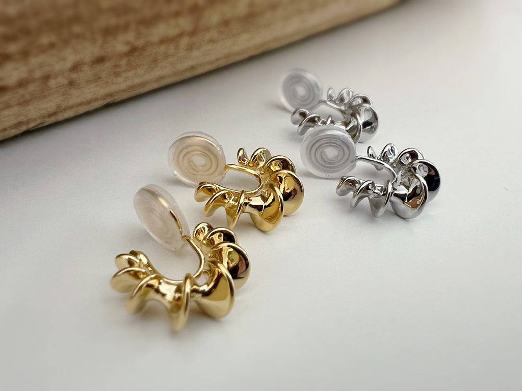 SANS DOULEUR ! Boucles d'oreilles CLIPS U spirale Petit cercle torsadé couleur Or / Argent. Clips d'oreilles confortable Boucles Délicates