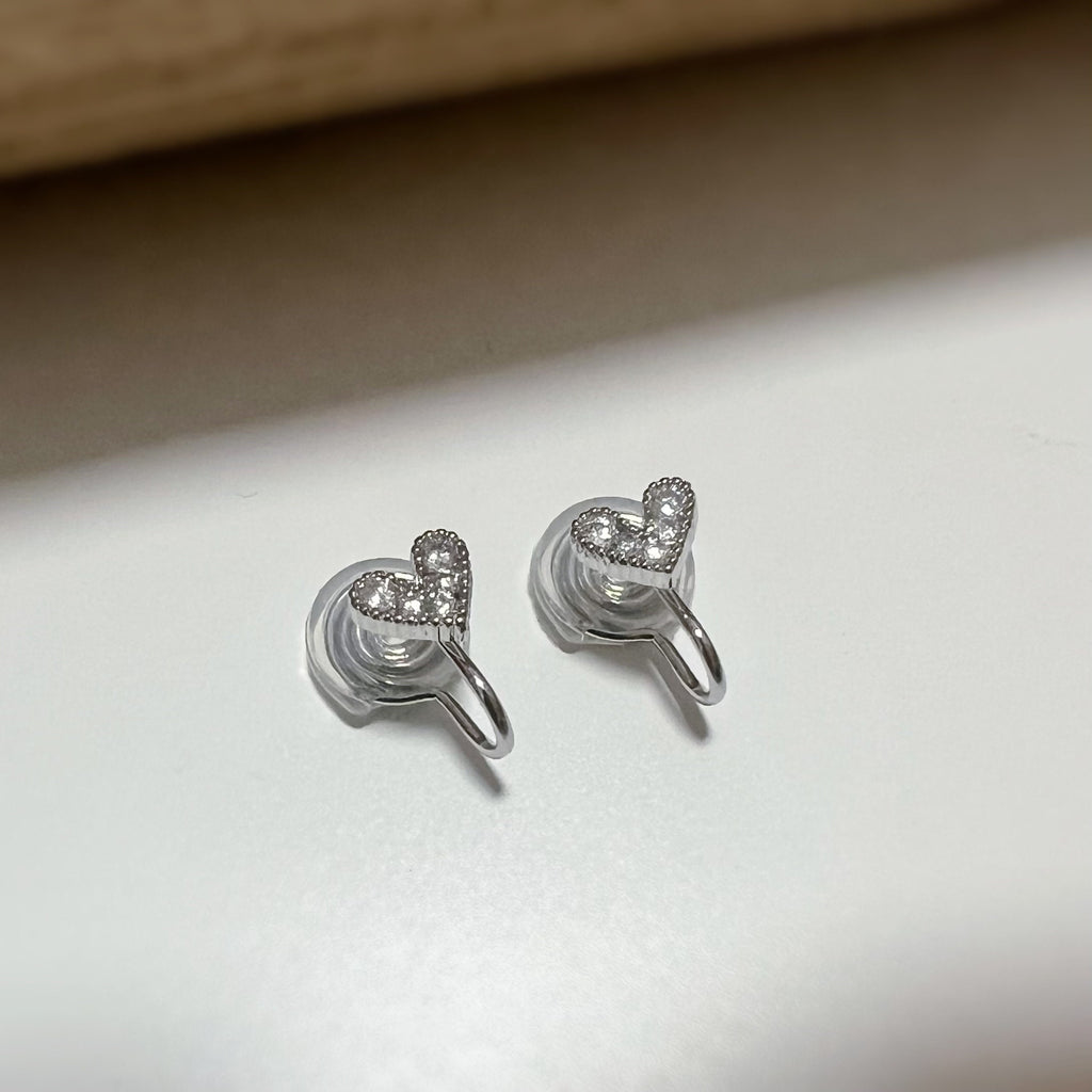 SANS DOULEUR ! Boucles d'oreilles CLIPS U spirale Mini Coeur strass Mini Zircon plaqué d'Or. Clips d'oreilles confortable.