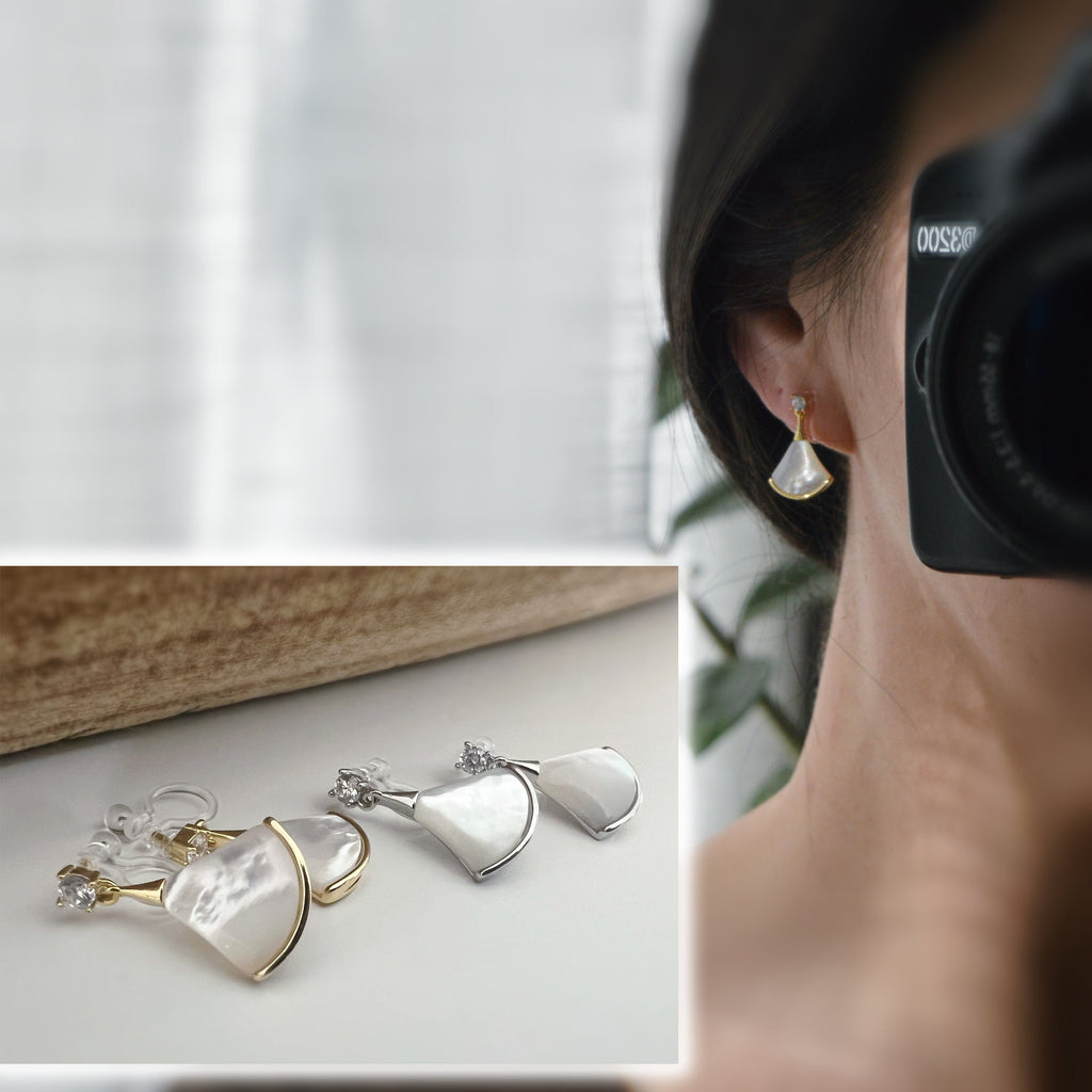 Invisible ear CLIPS Gold / Silver White mother-of-pearl fan shape Small round Zircon. Delicate minimalist earrings